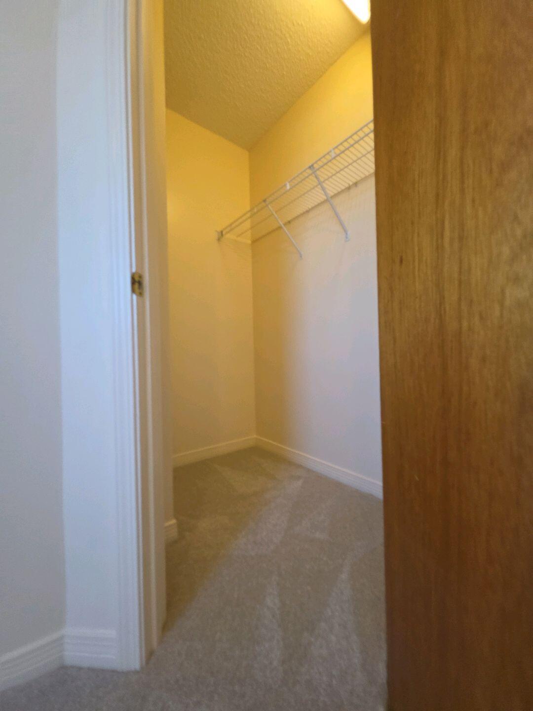 BRISTOL PARK - Residential Lease