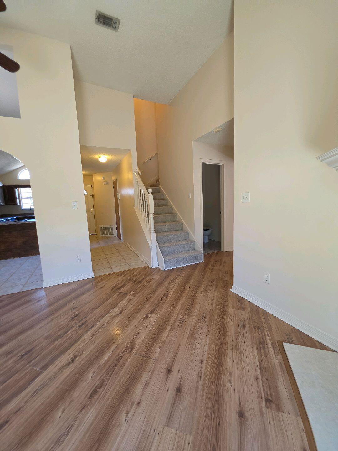 BRISTOL PARK - Residential Lease