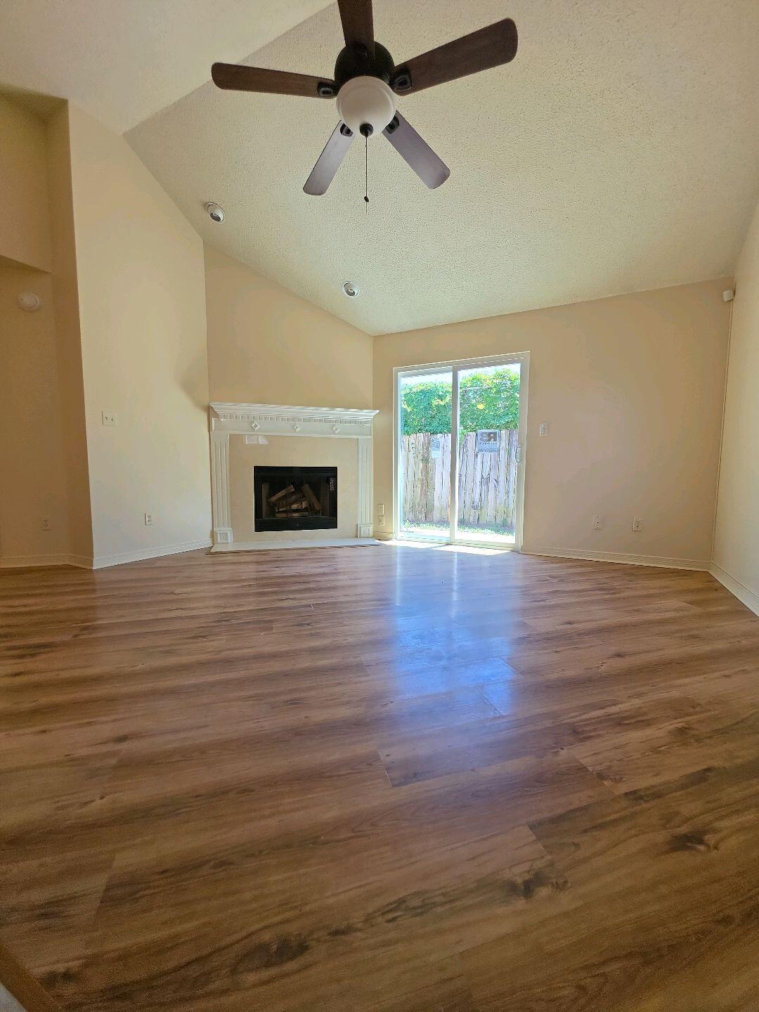 BRISTOL PARK - Residential Lease
