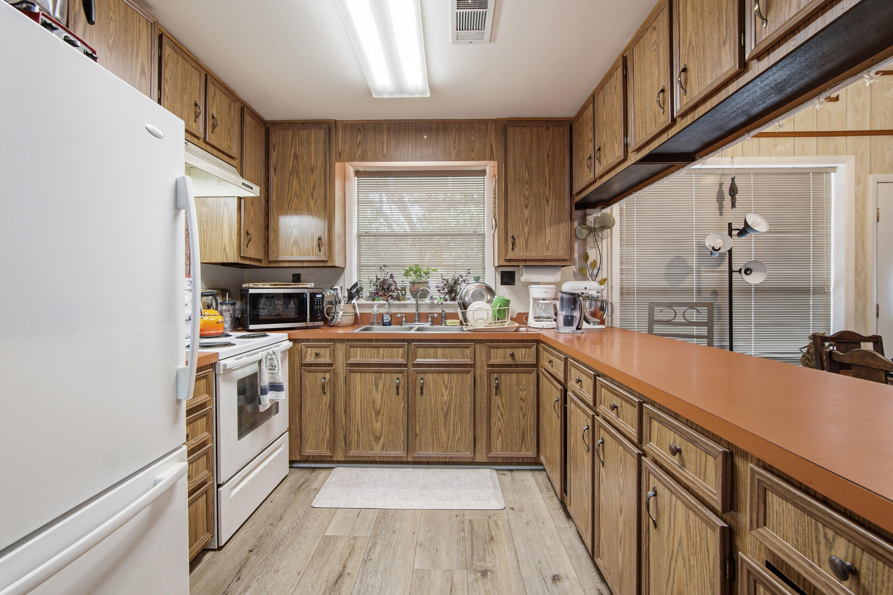 T S MITCHNERS ADD - Residential