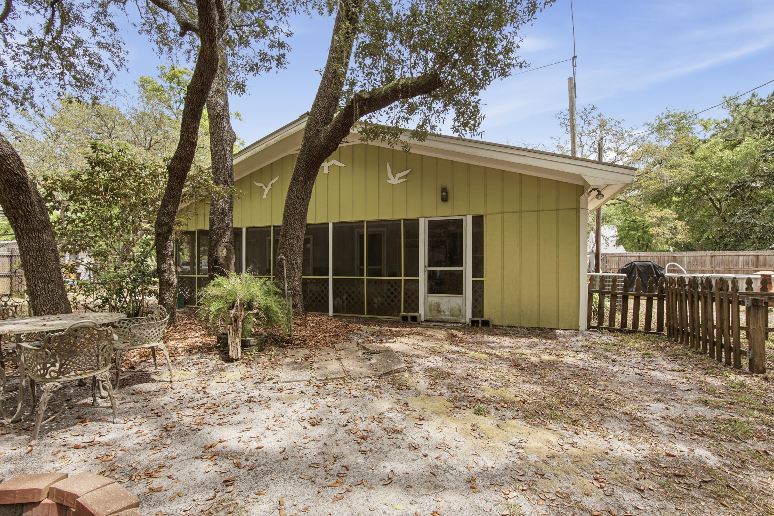 T S MITCHNERS ADD - Residential