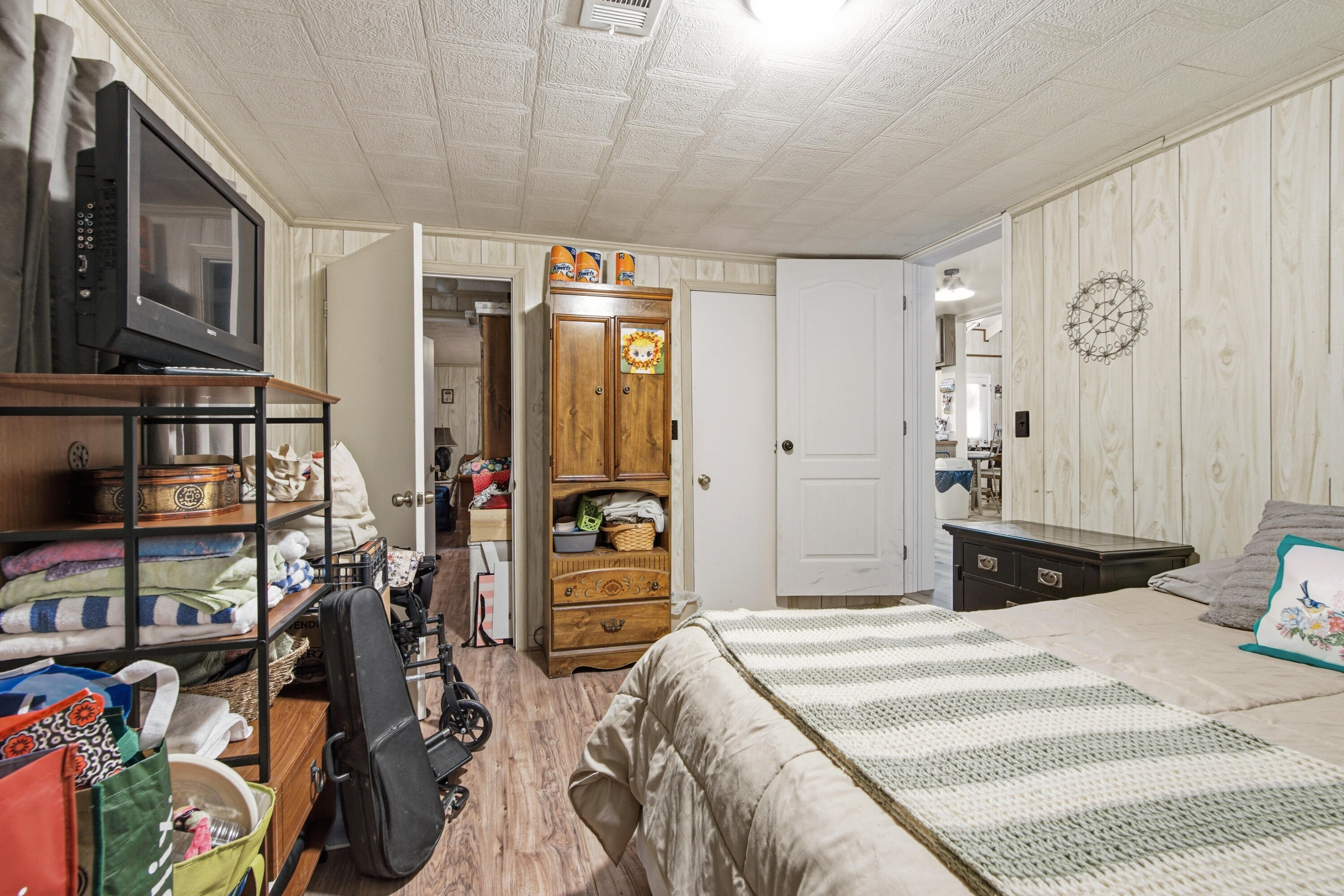 T S MITCHNERS ADD - Residential