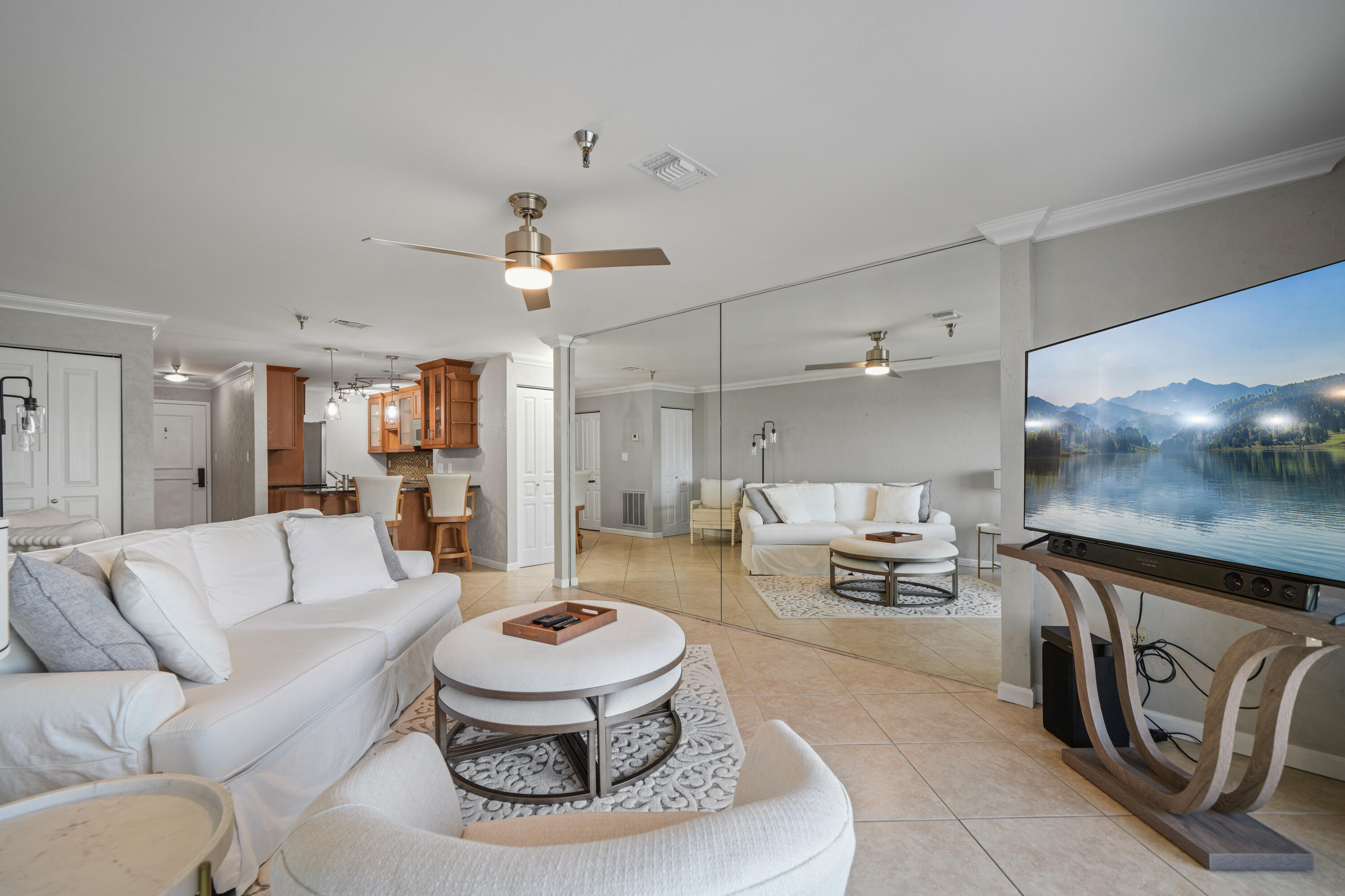 SUN KING TOWERS - Residential