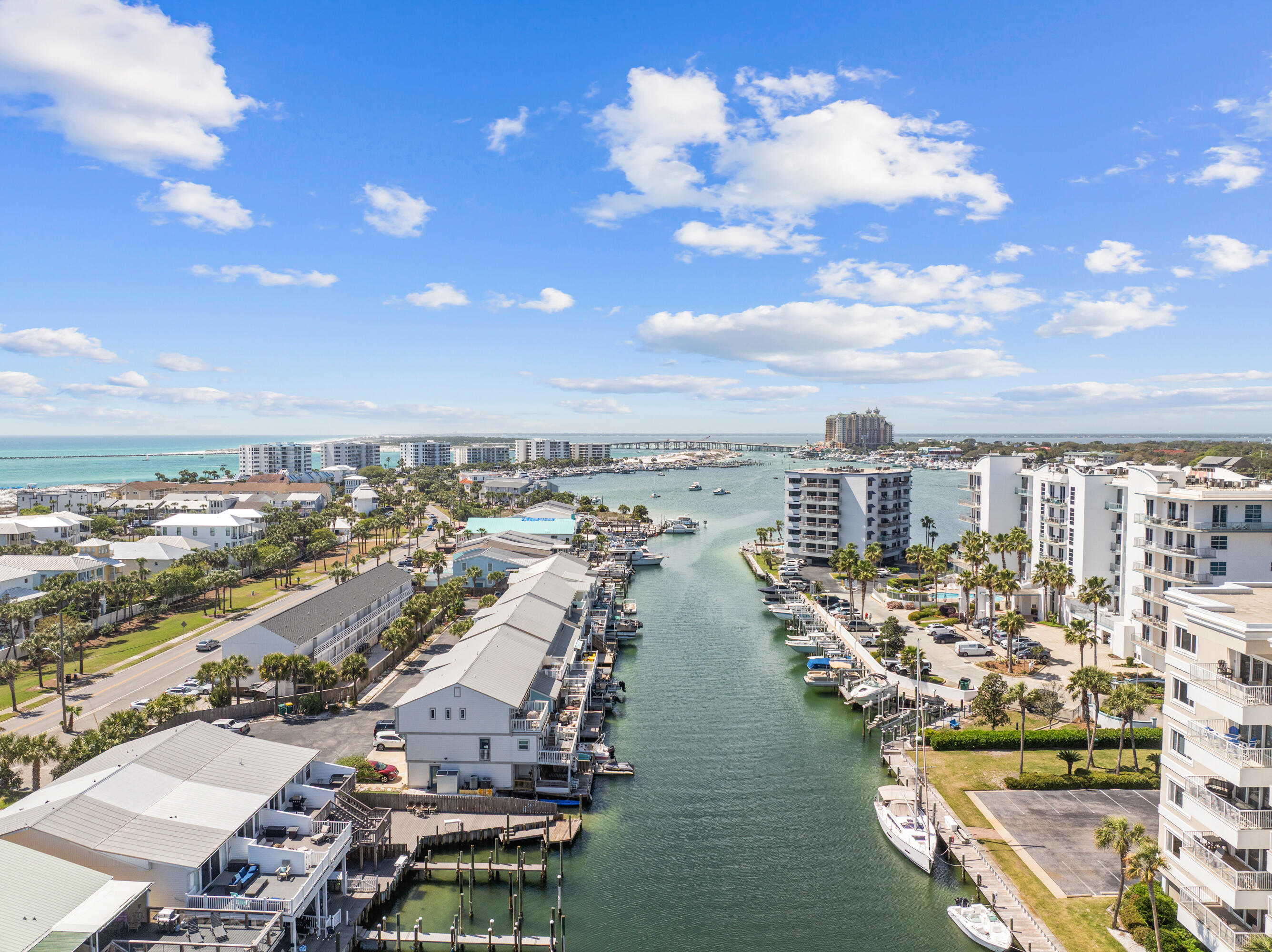 SUN KING TOWERS - Residential