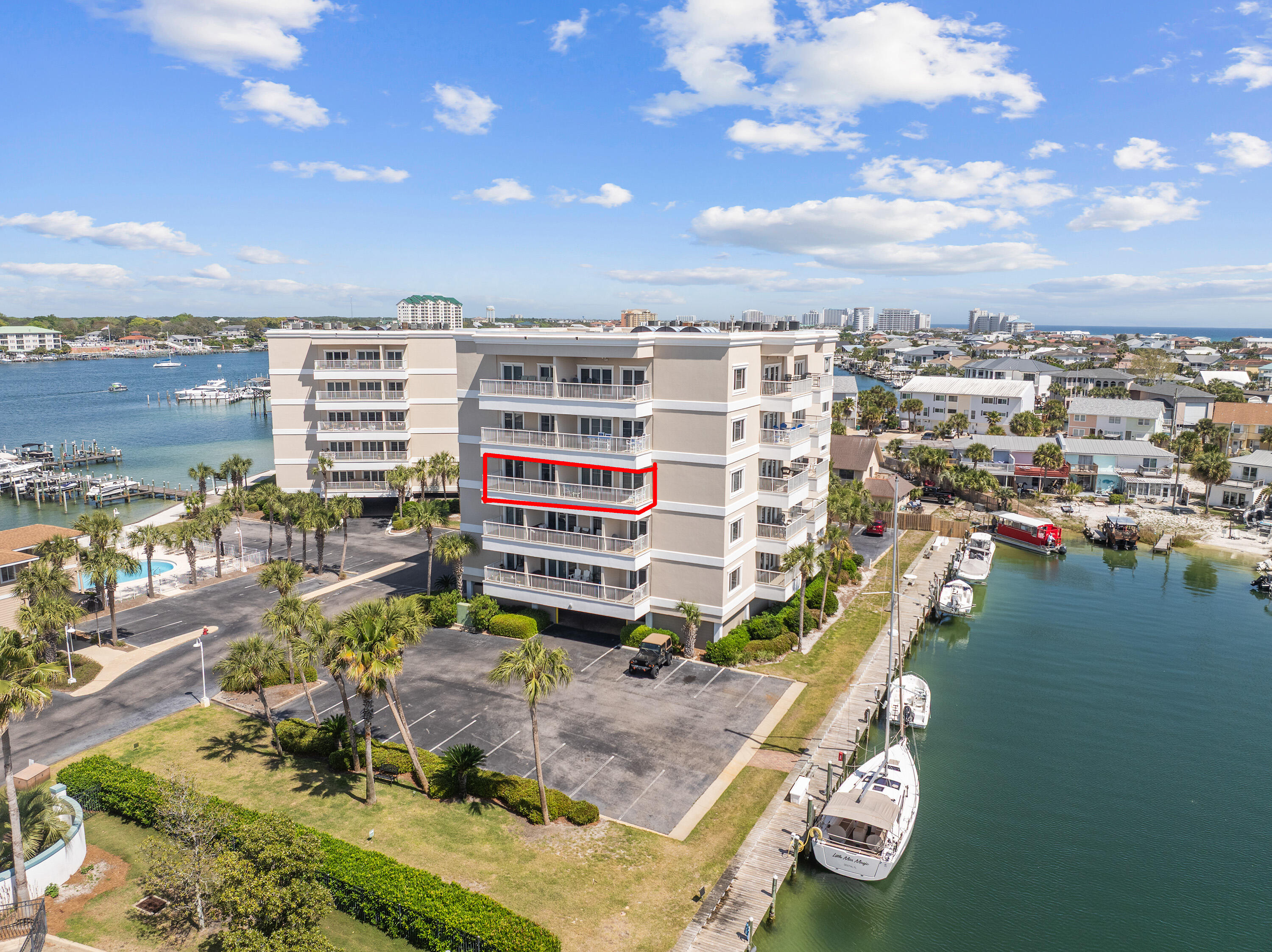 SUN KING TOWERS - Residential