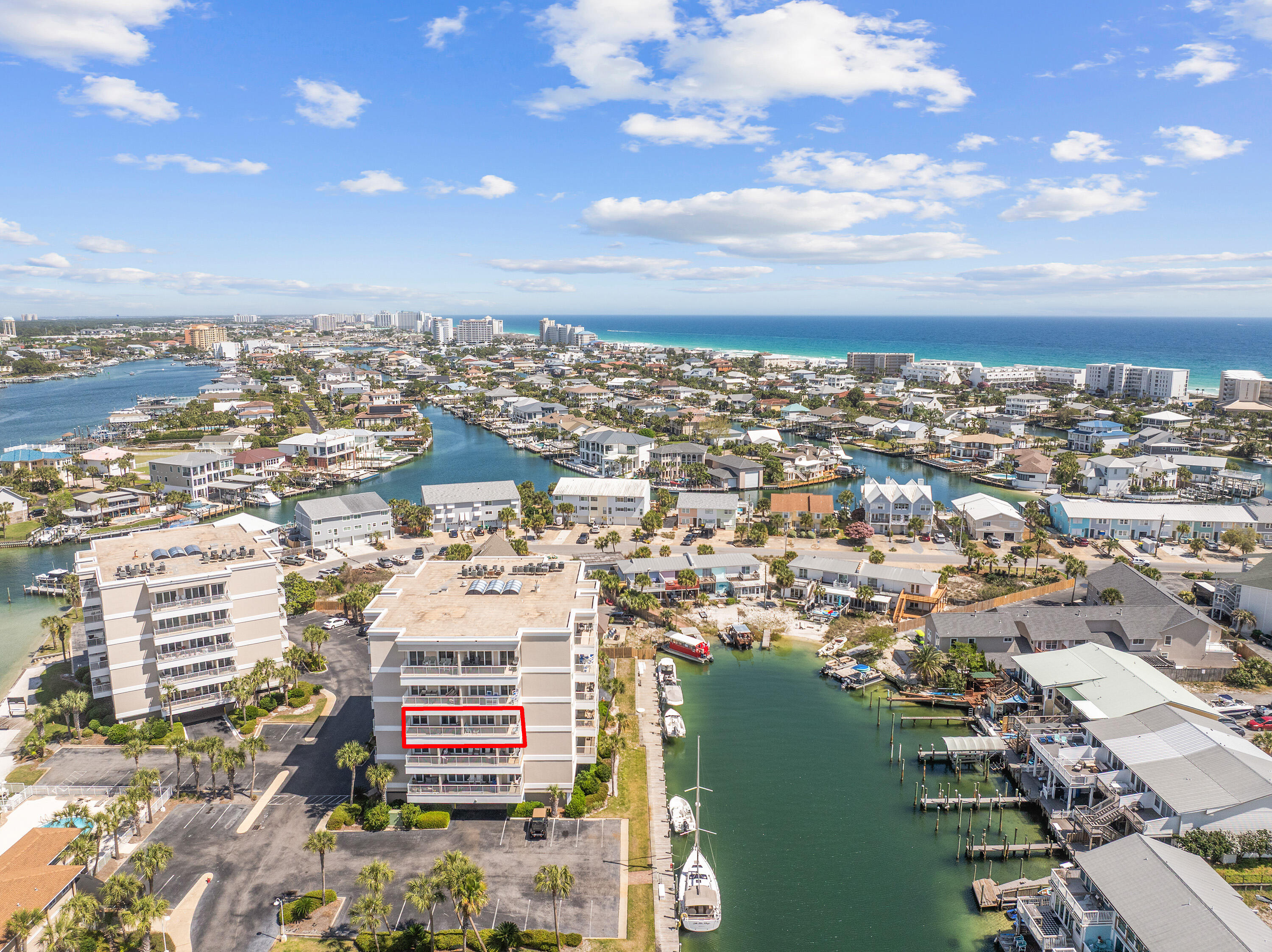 SUN KING TOWERS - Residential