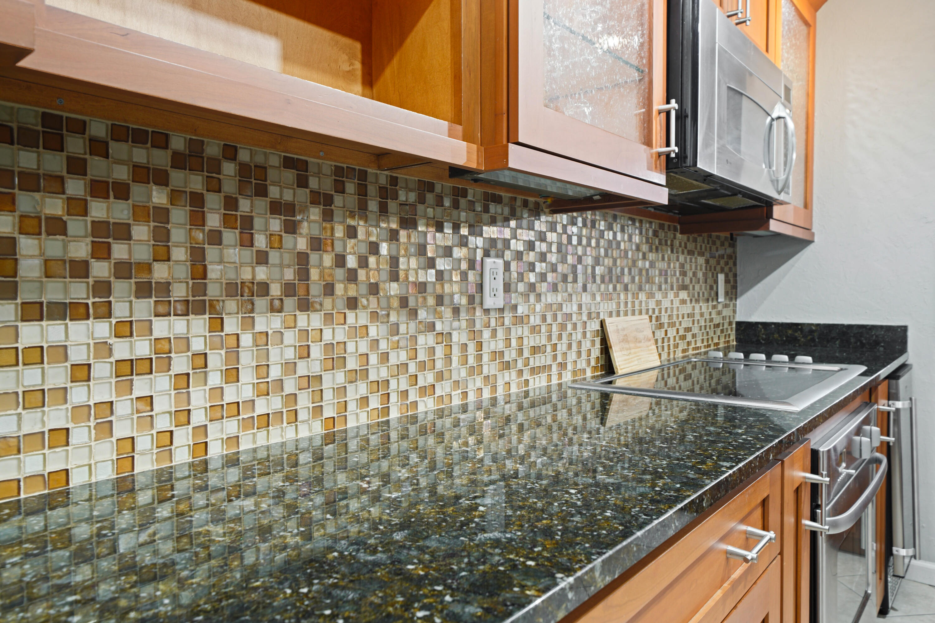 SUN KING TOWERS - Residential