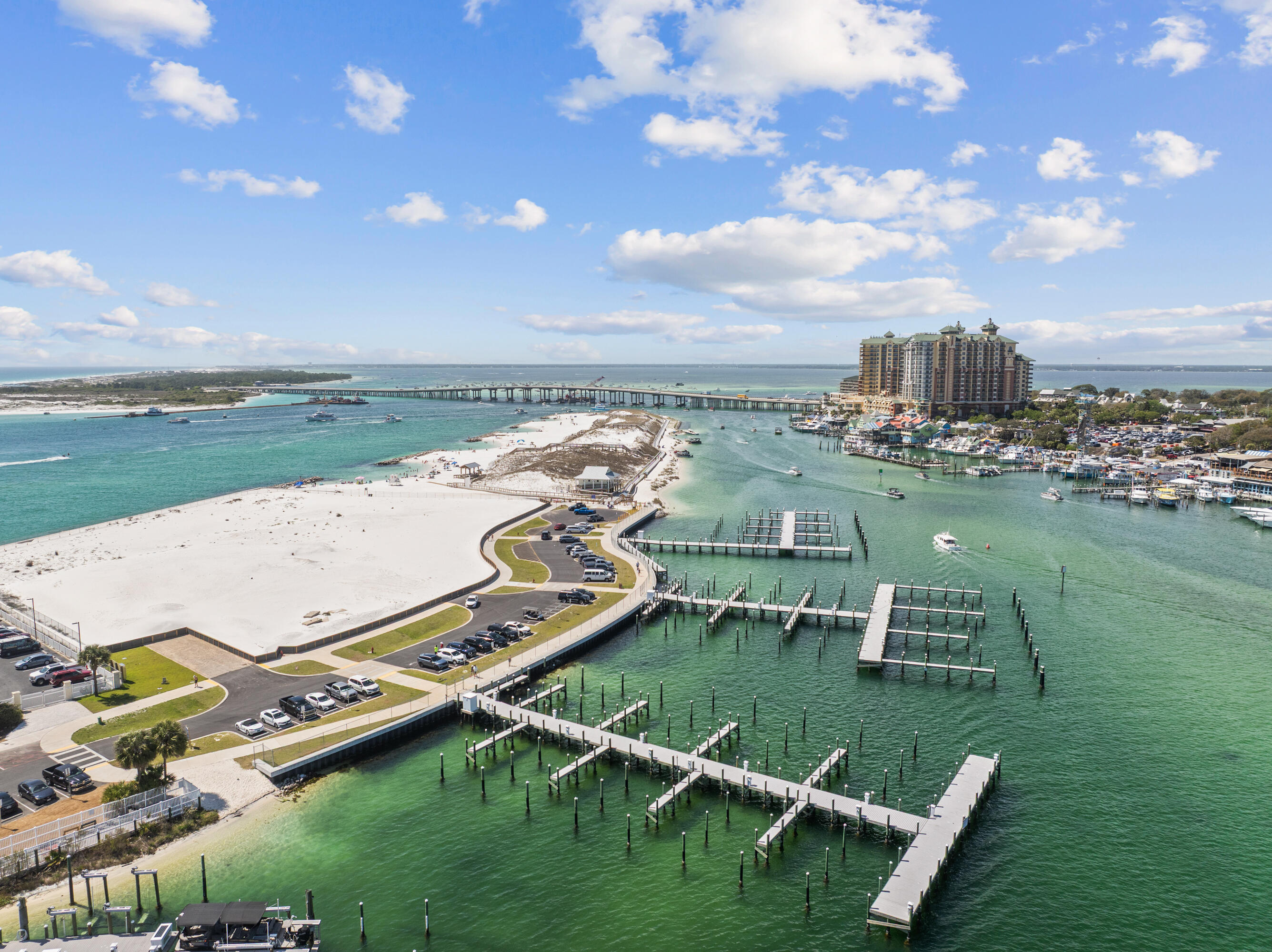 SUN KING TOWERS - Residential