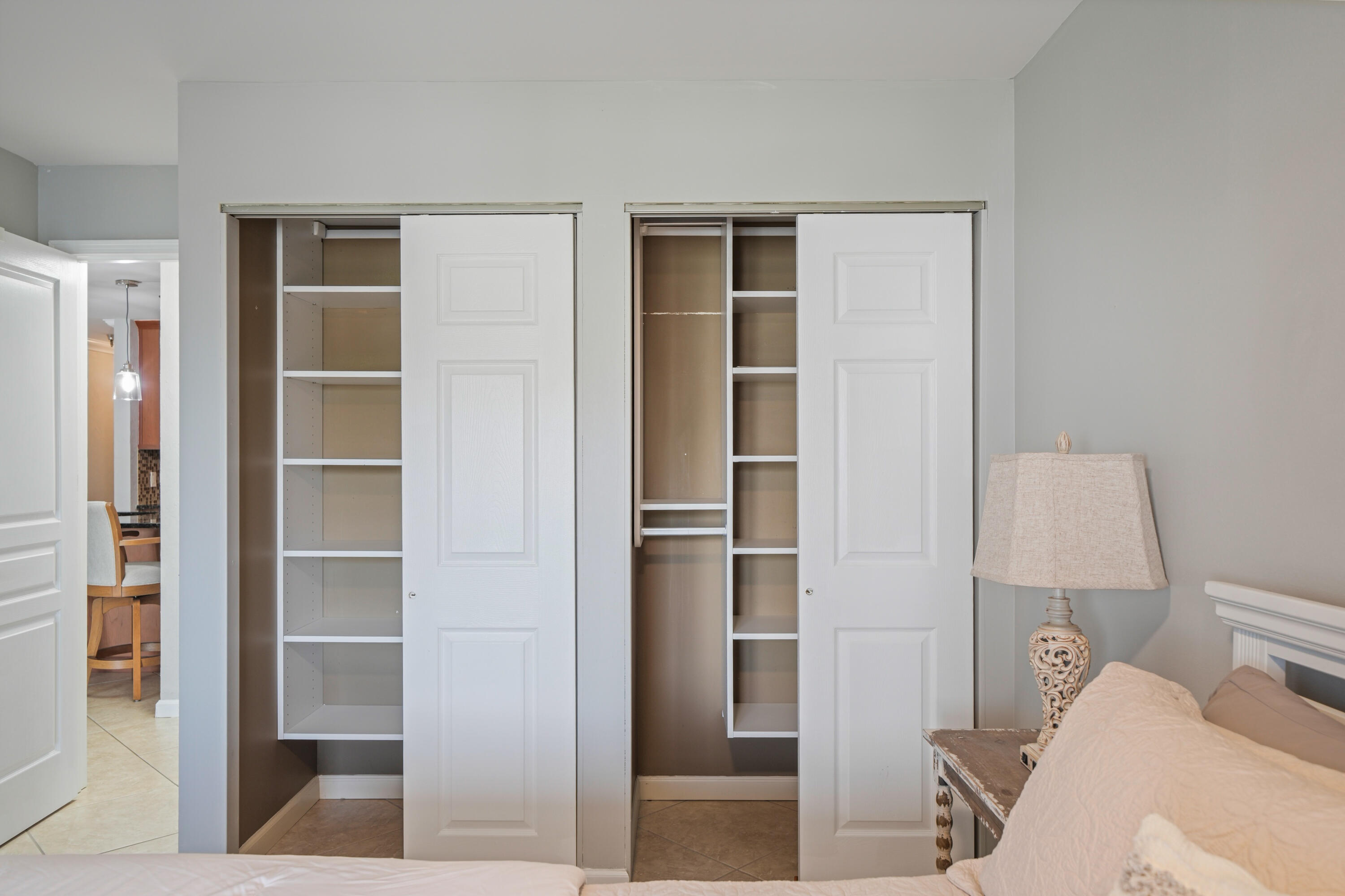 SUN KING TOWERS - Residential