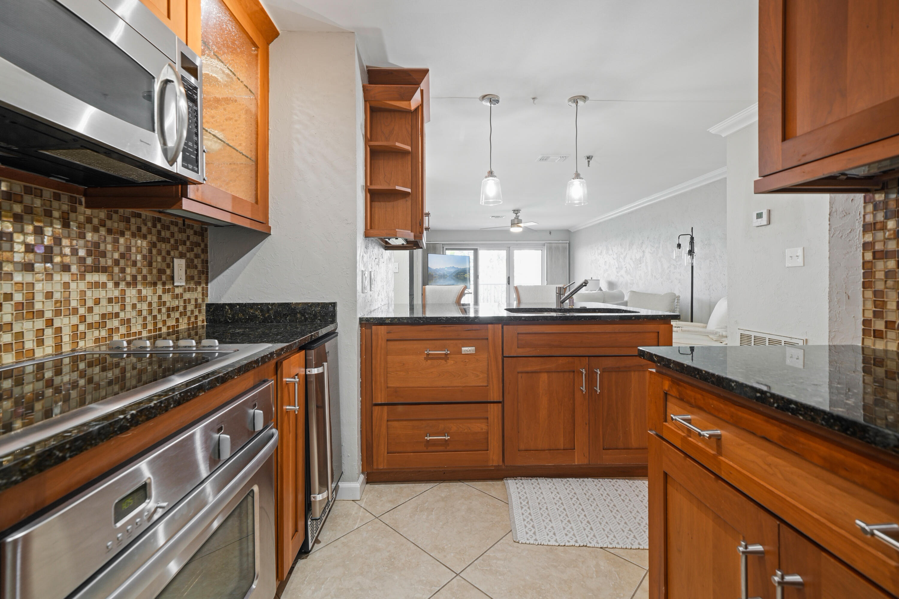 SUN KING TOWERS - Residential