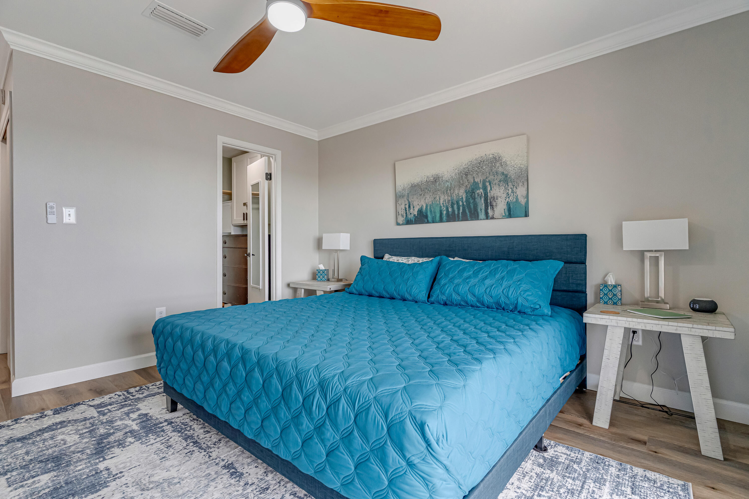 CHANNEL MARKER - Residential