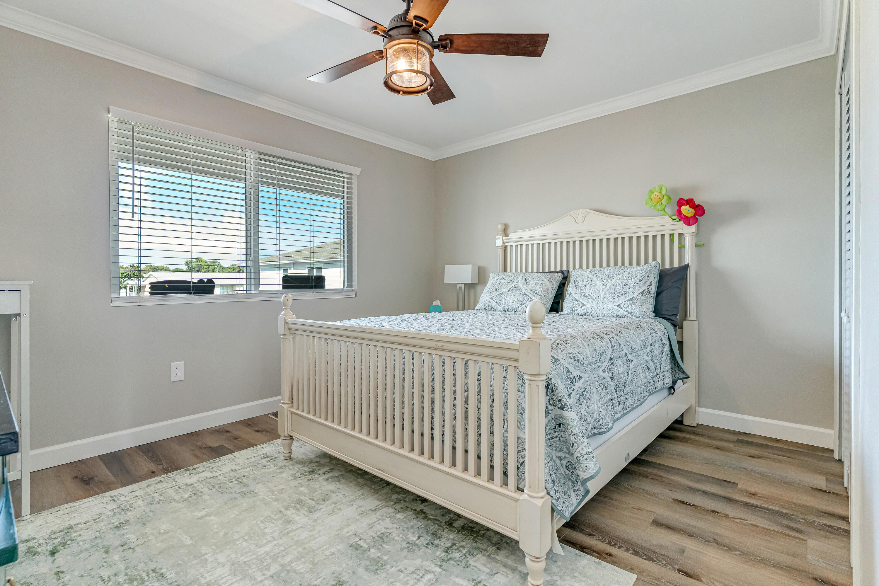 CHANNEL MARKER - Residential