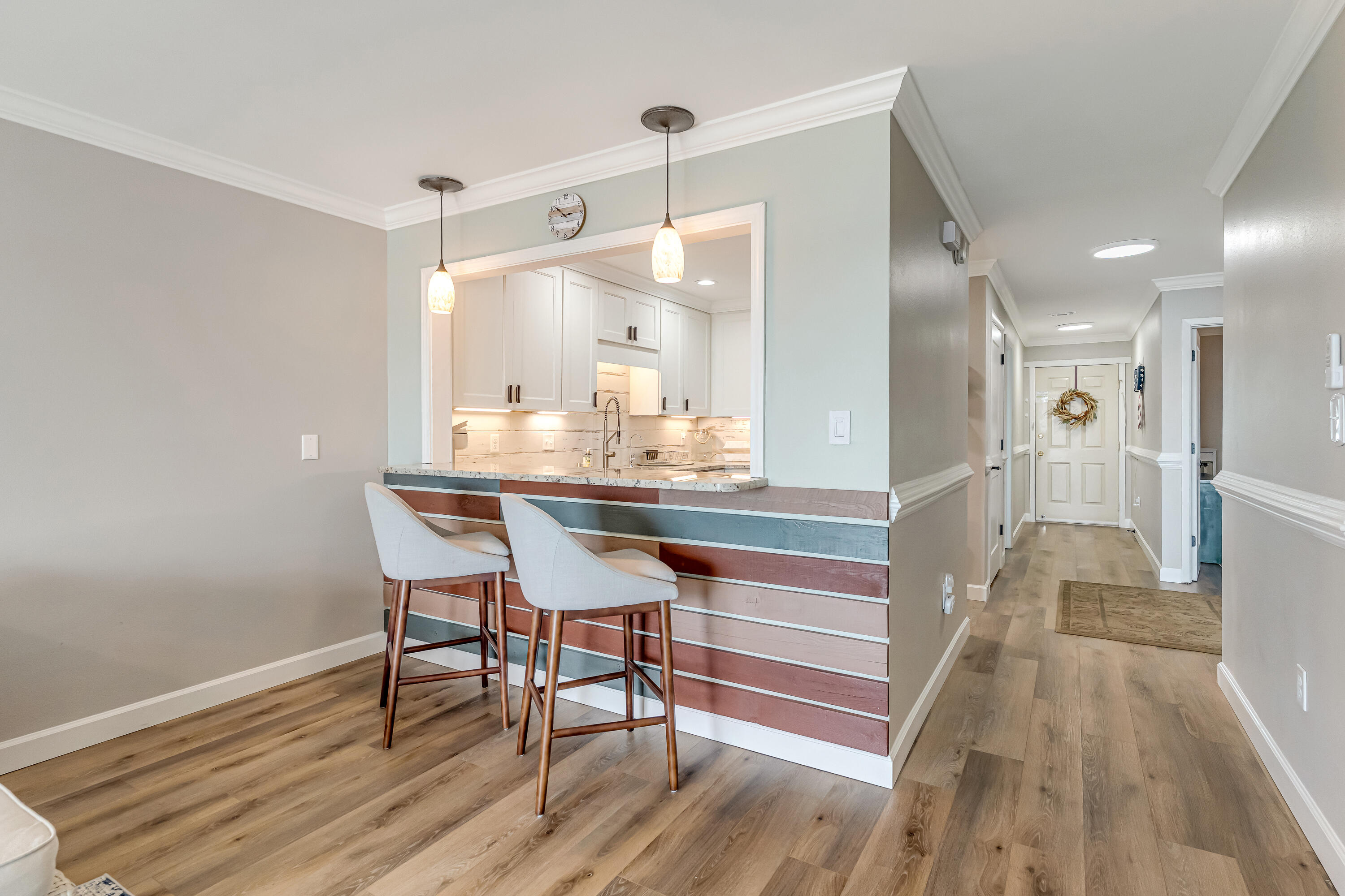 CHANNEL MARKER - Residential