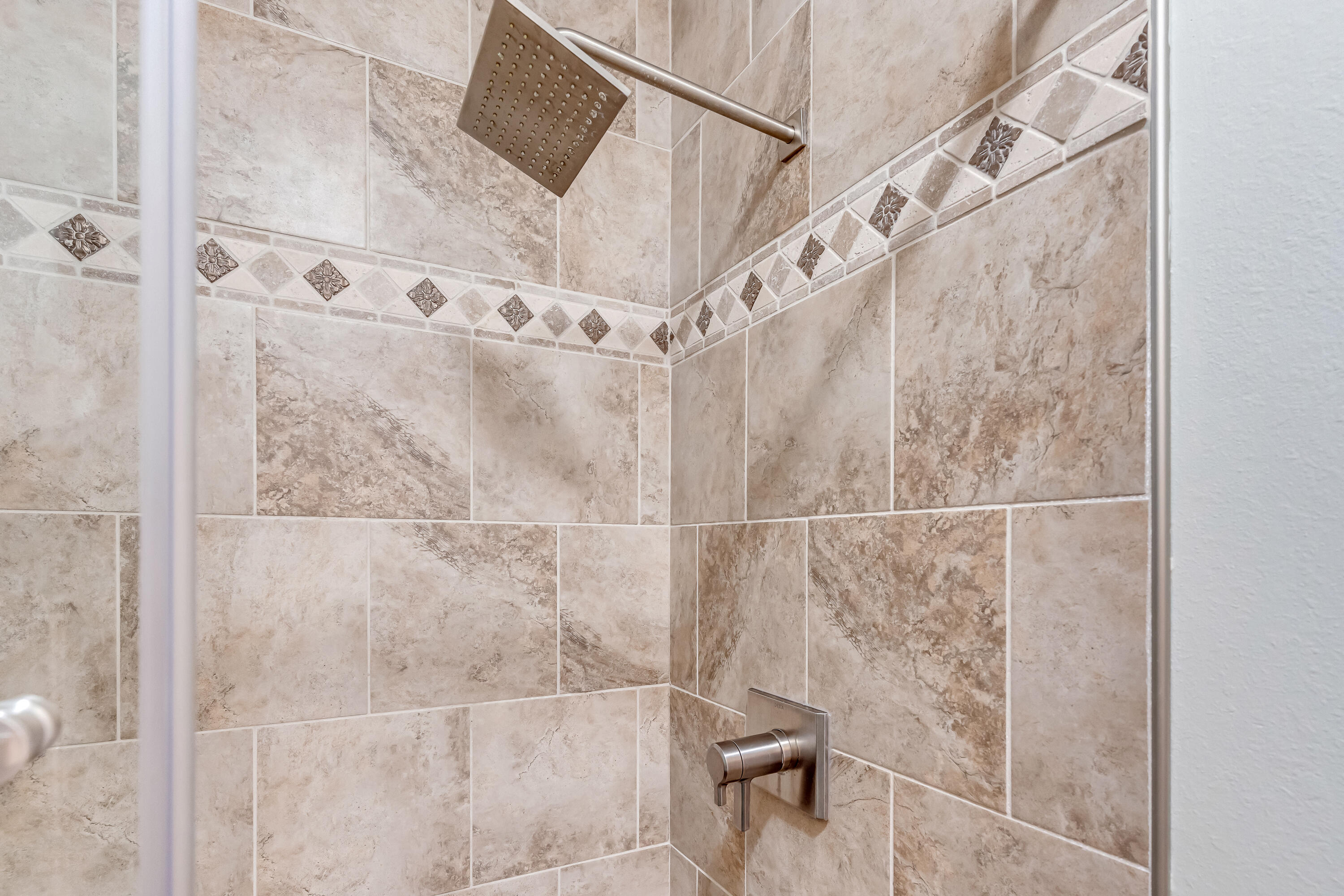 CHANNEL MARKER - Residential