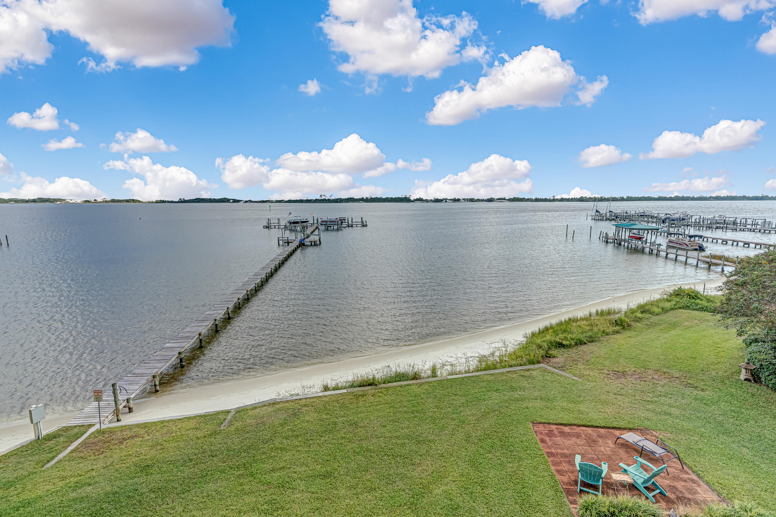 CHANNEL MARKER - Residential