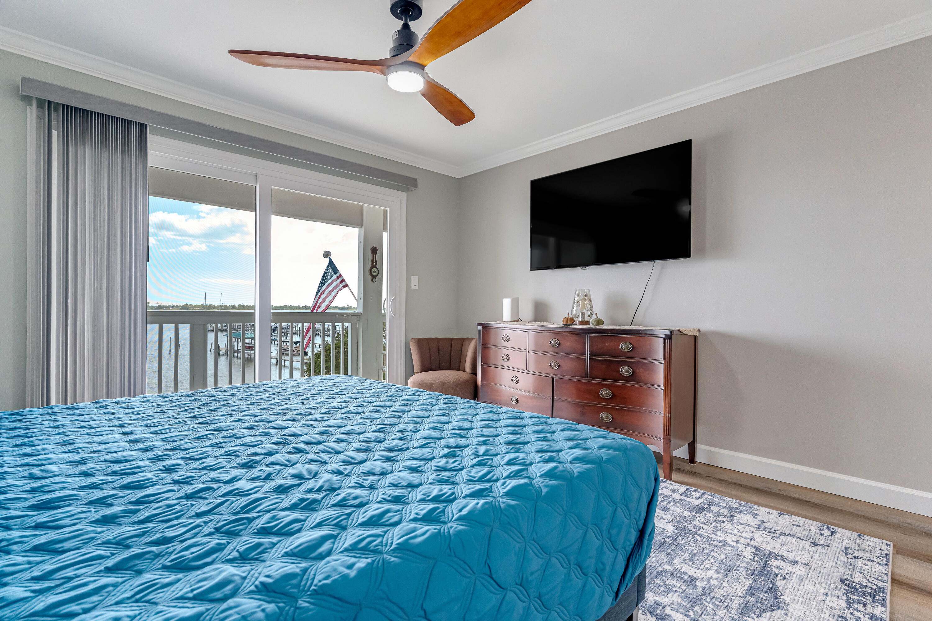 CHANNEL MARKER - Residential