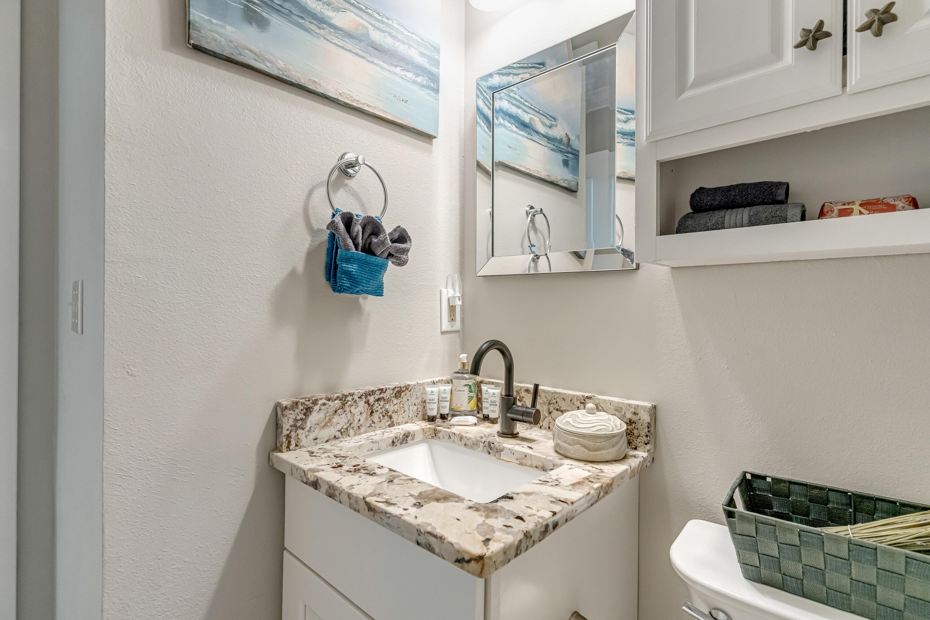 CHANNEL MARKER - Residential