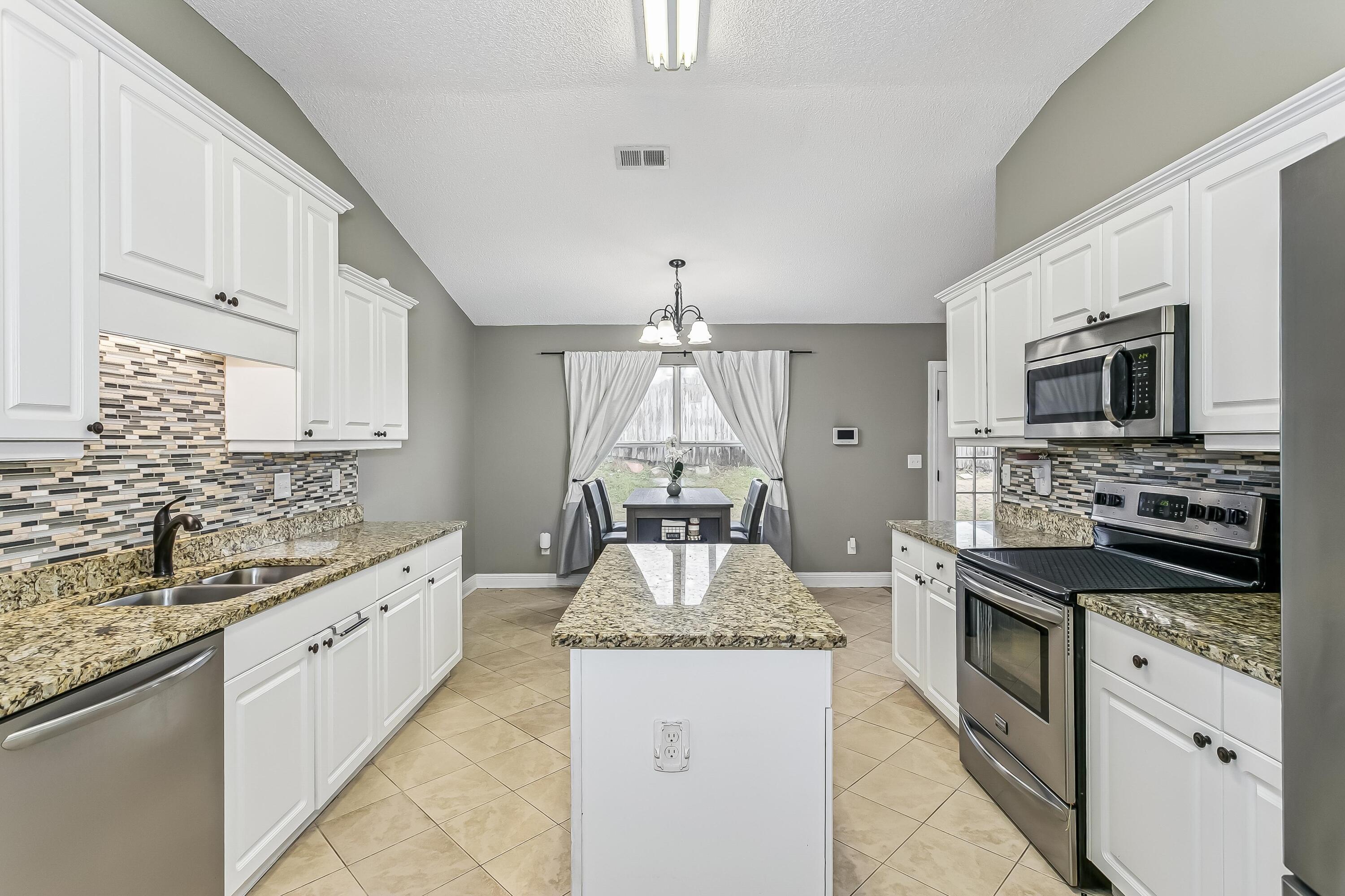 NORTHVIEW ESTATES - Residential