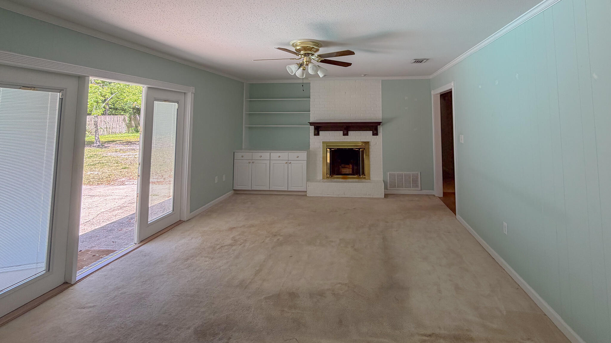 PEMBROKE PLACE - Residential