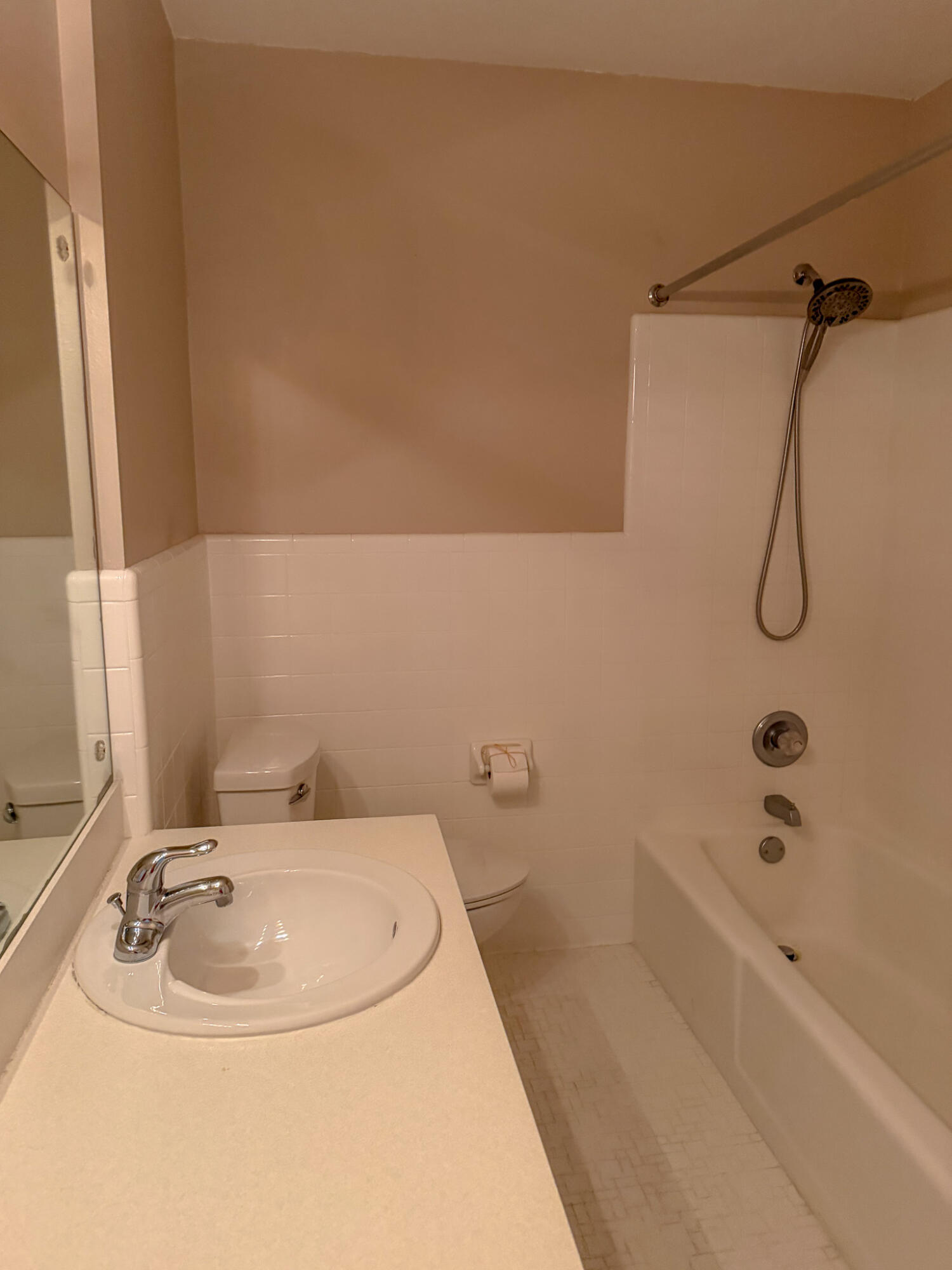 PEMBROKE PLACE - Residential