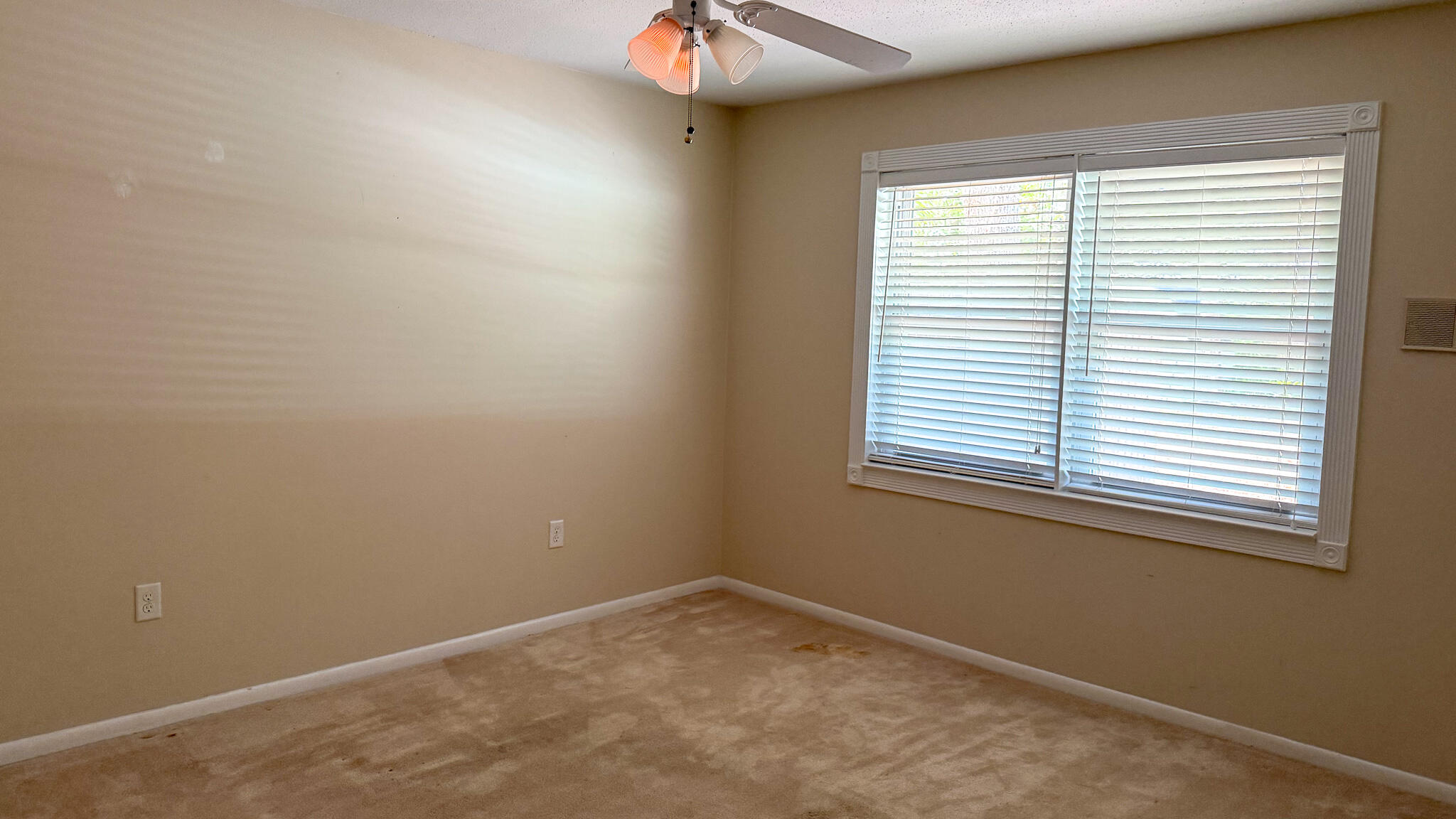 PEMBROKE PLACE - Residential