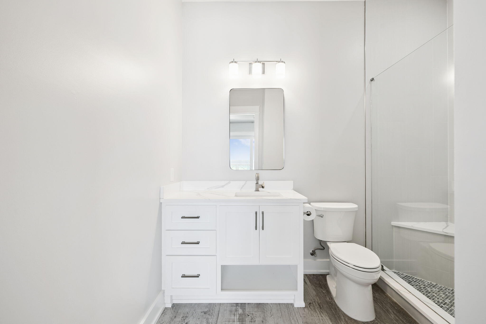 LULLWATER BEACH - Residential