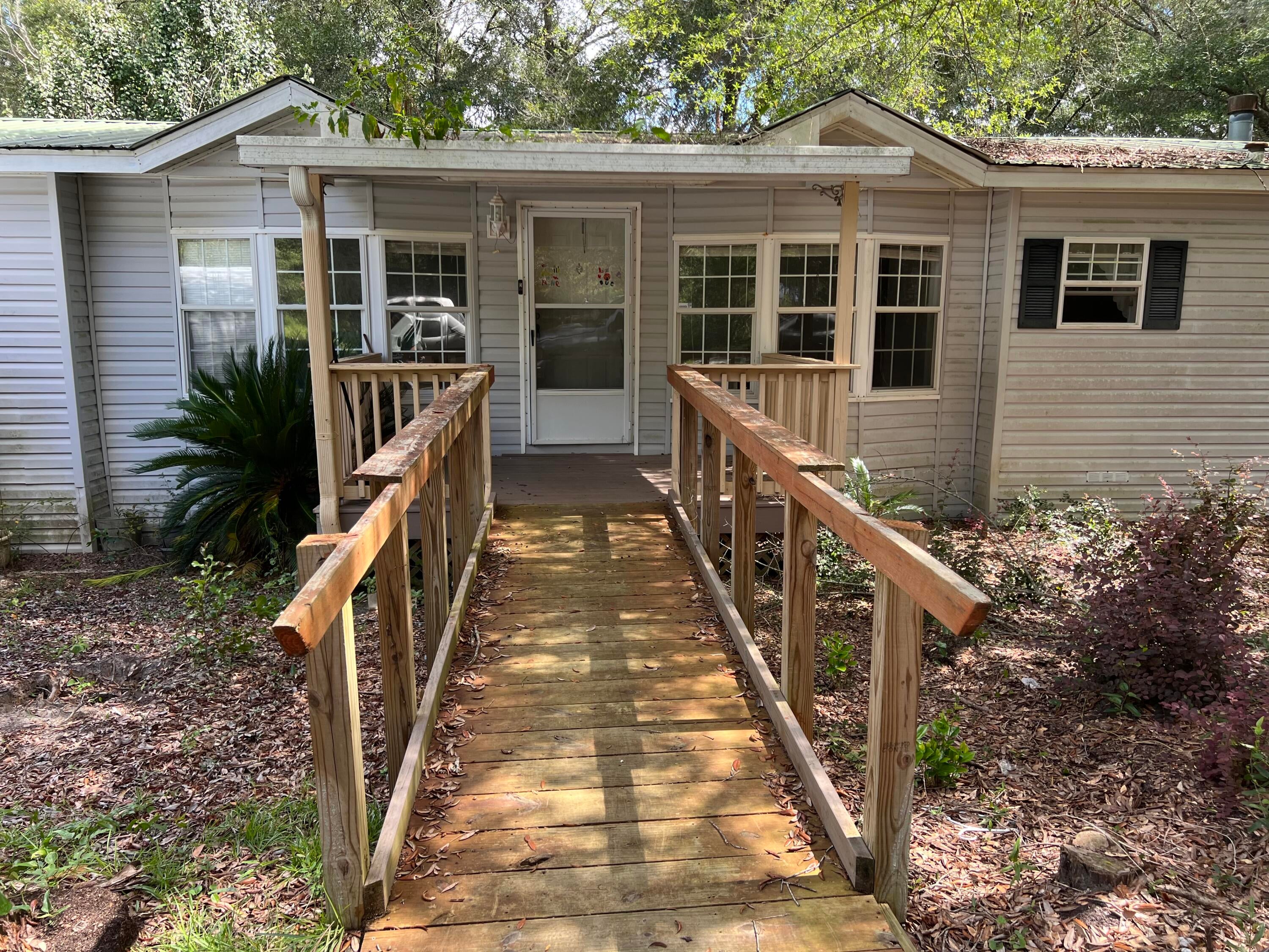 1712 Caswell Road
