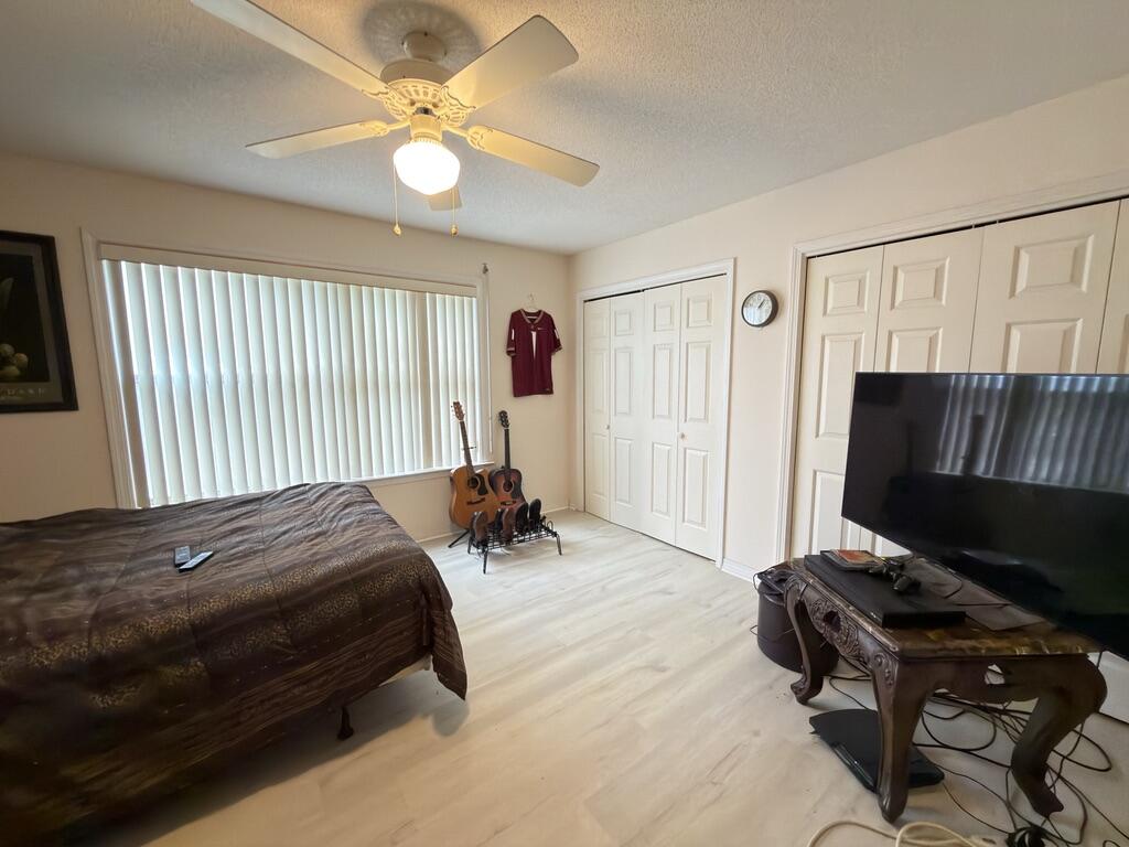 MAGNOLIA SQUARE - Residential