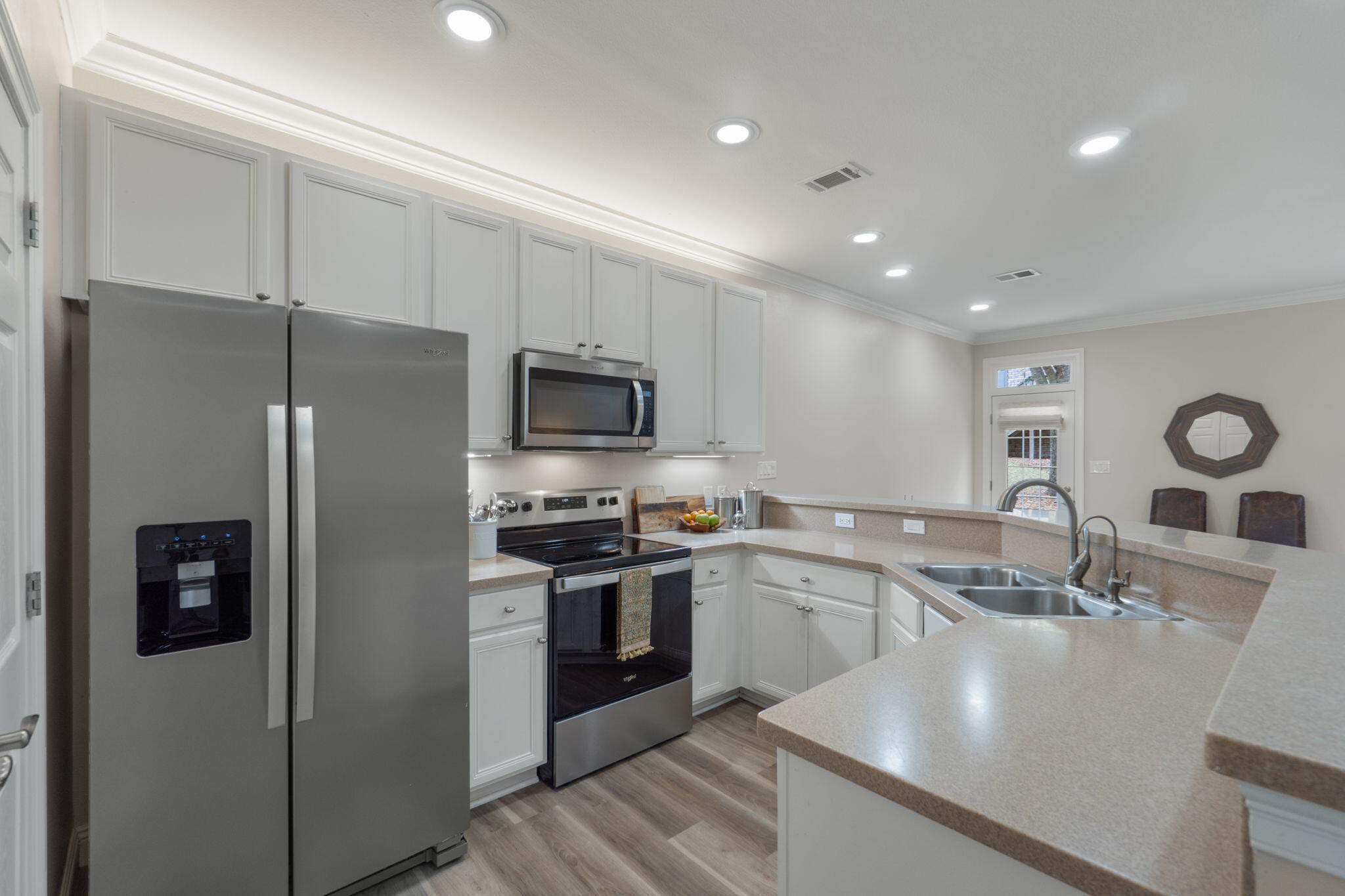 WALTON OAKS TOWNHOMES - Residential