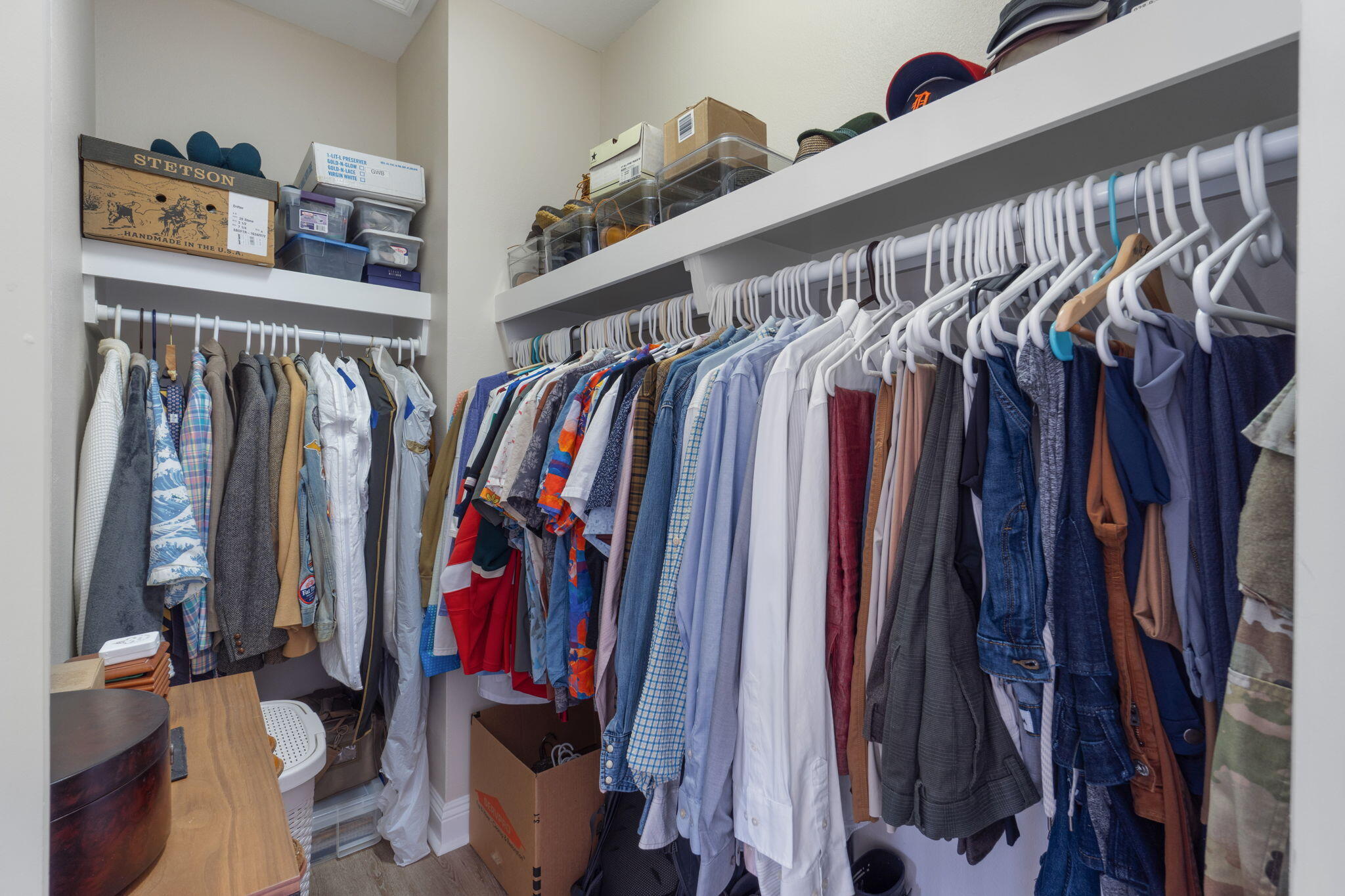 WALTON OAKS TOWNHOMES - Residential