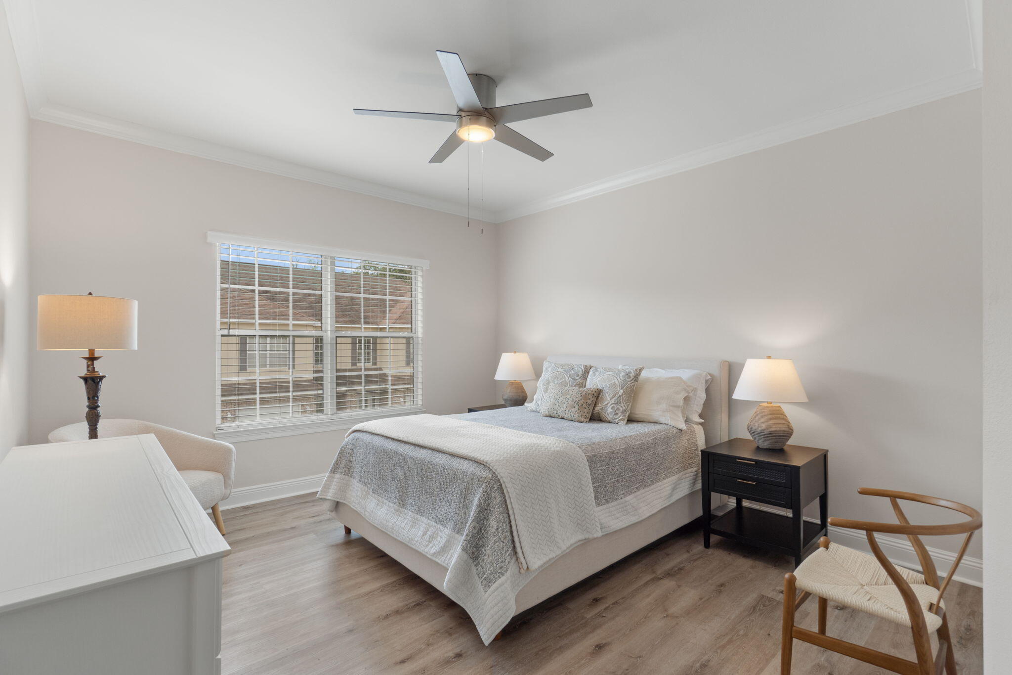 WALTON OAKS TOWNHOMES - Residential