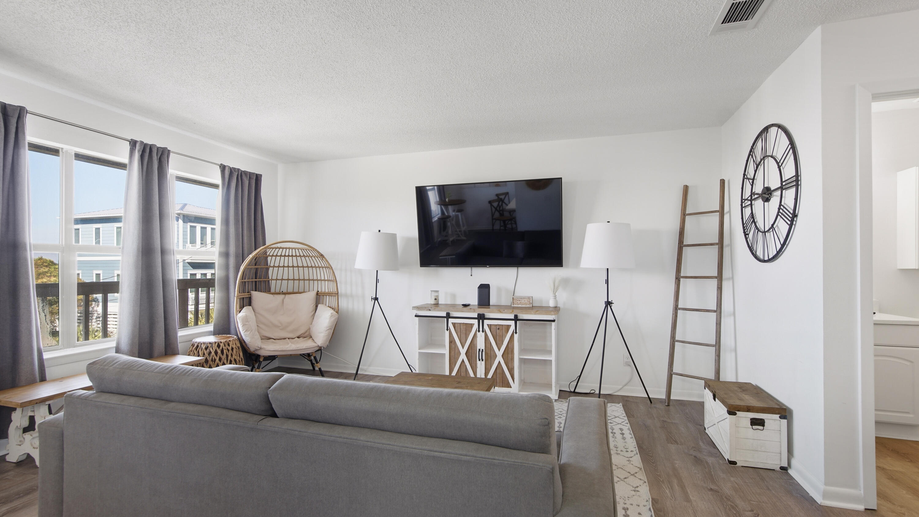 NAUTICAL WAY - Residential