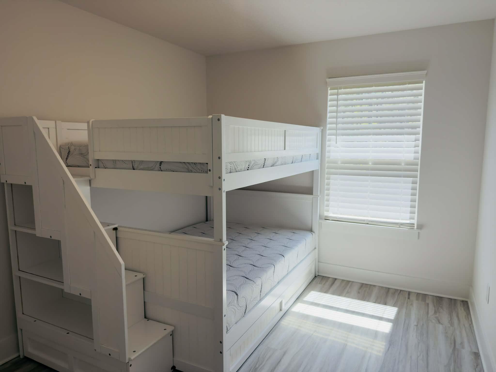 Hawk's Landing Townhomes - Residential Lease