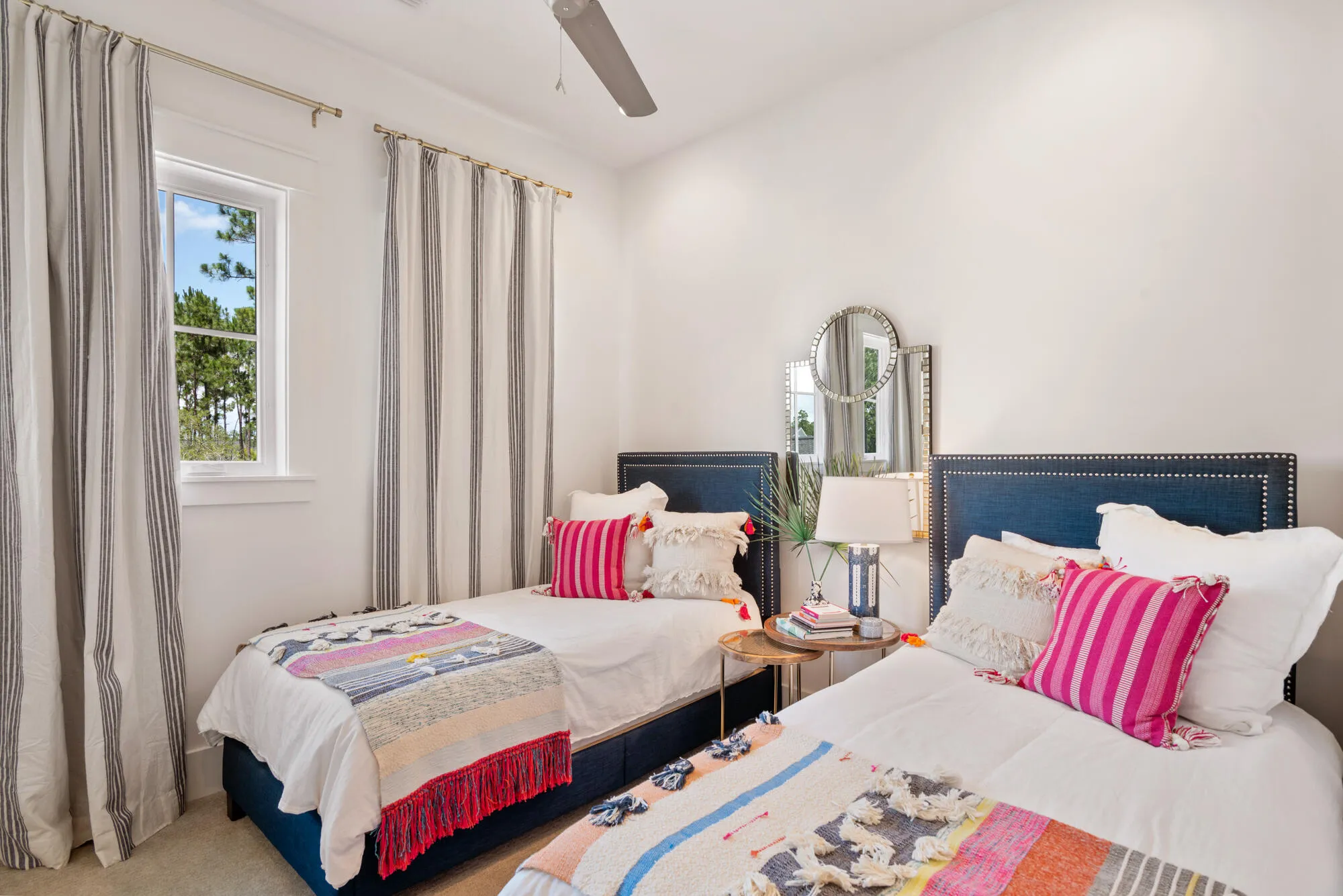 This gorgeous home with 10 ceilings is built by Jason Romair Homes. Lo – image 26