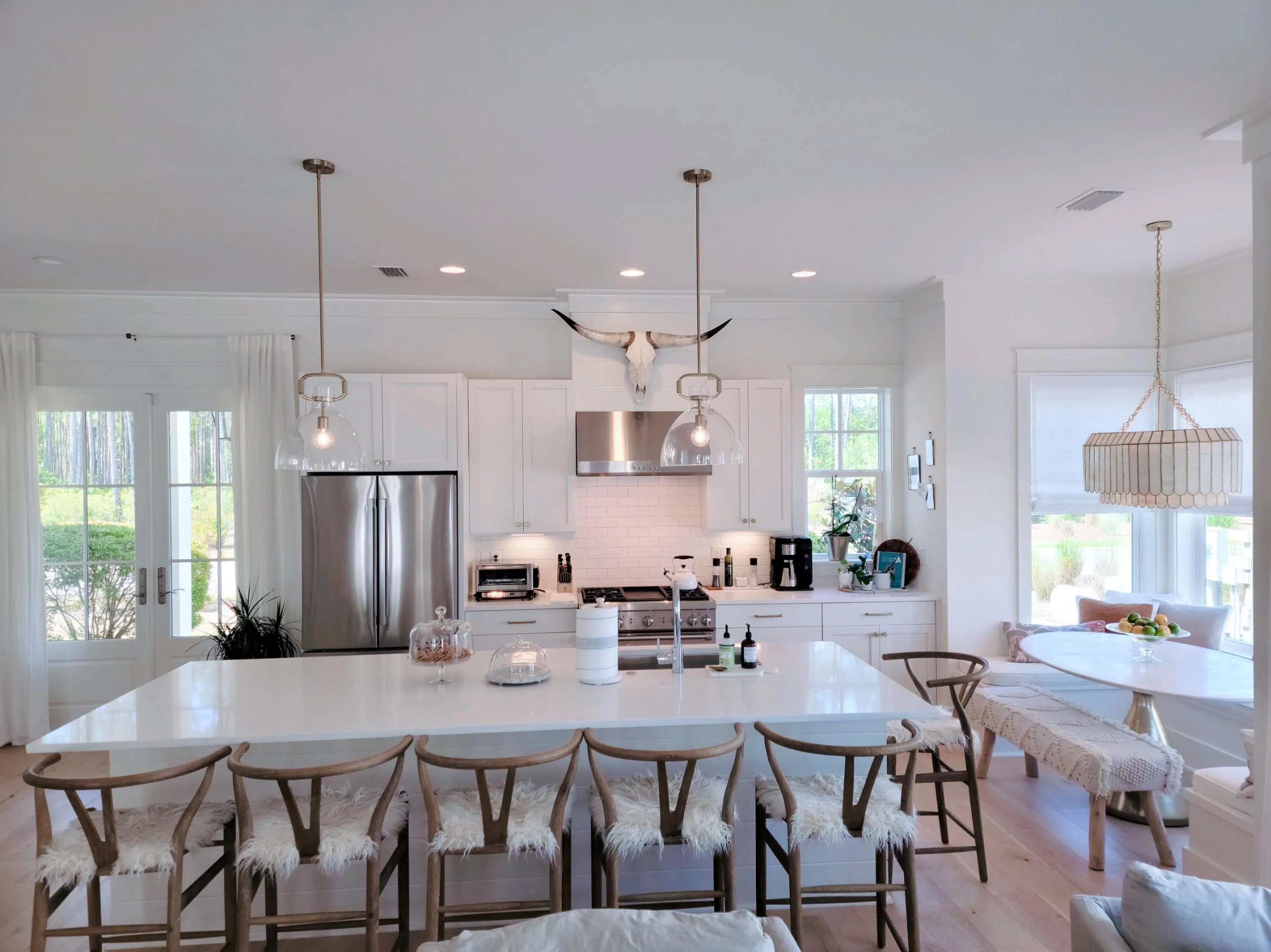 This gorgeous home with 10 ceilings is built by Jason Romair Homes. Lo – image 52