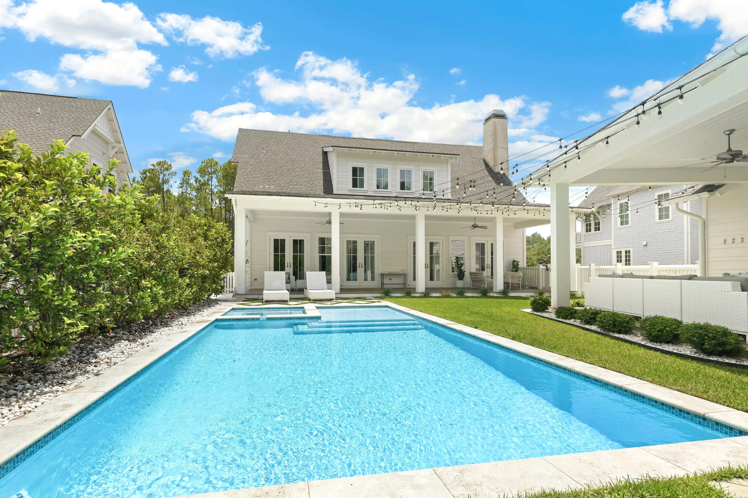 This gorgeous home with 10 ceilings is built by Jason Romair Homes. Lo – image 38