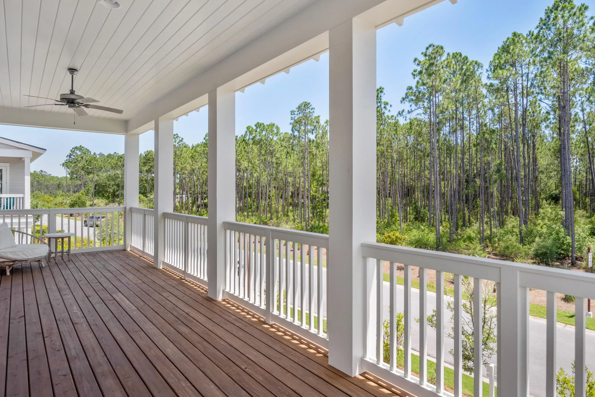 This gorgeous home with 10 ceilings is built by Jason Romair Homes. Lo – image 32