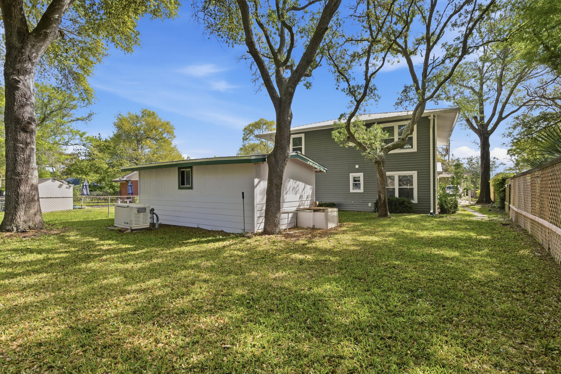 PINEHURST - Residential