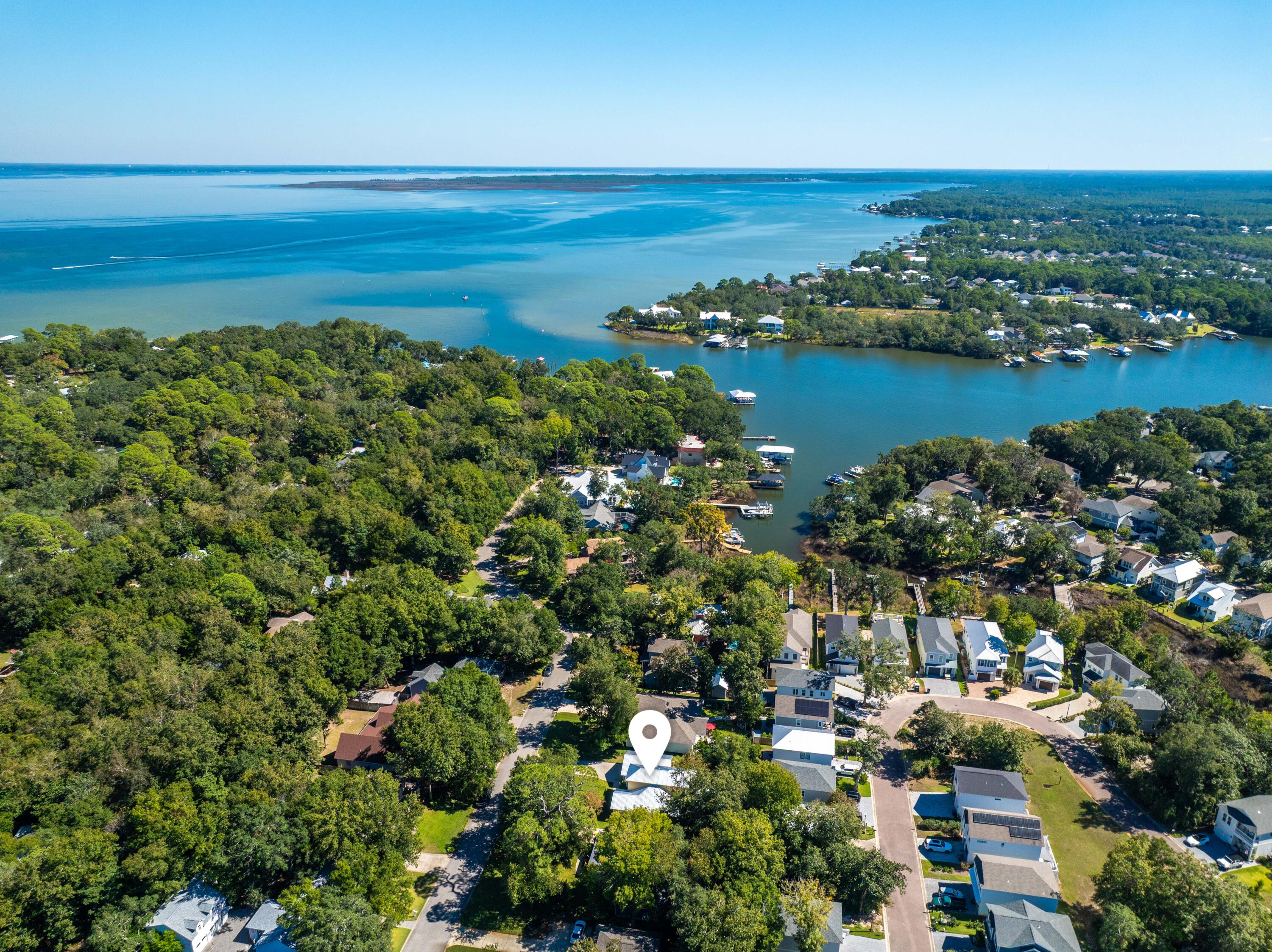 MOORES LANDING - Residential