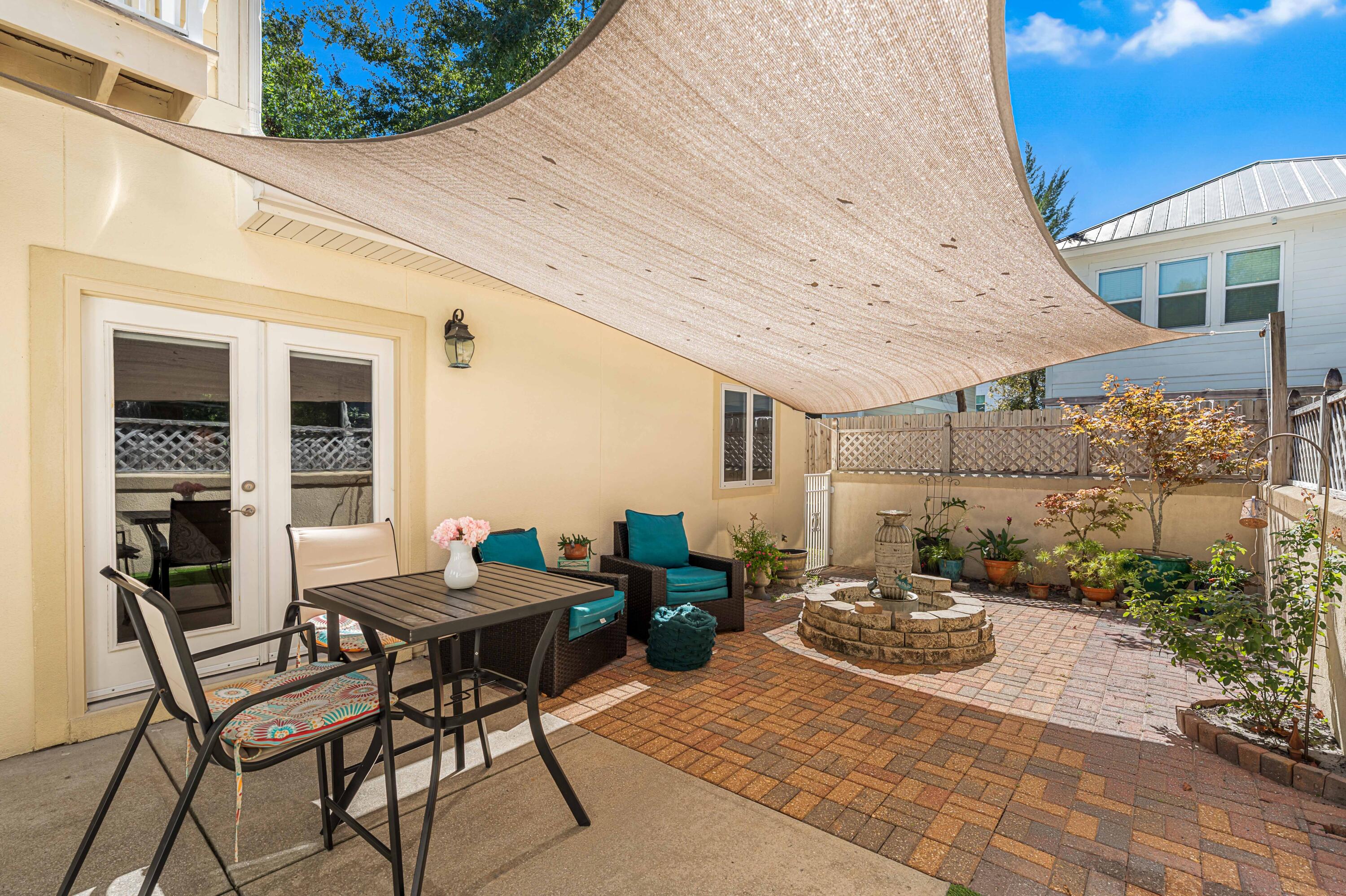 MOORES LANDING - Residential