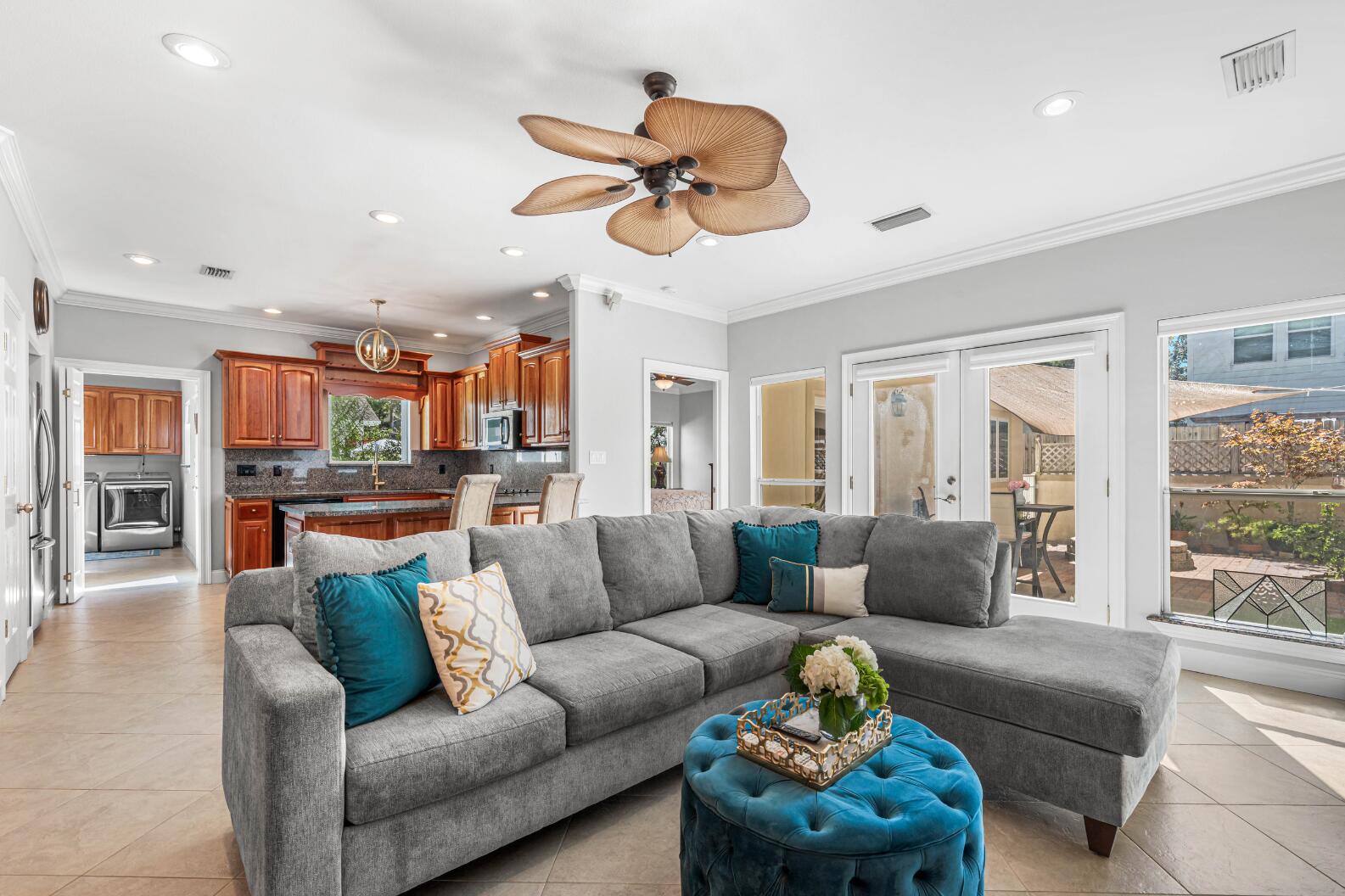 MOORES LANDING - Residential