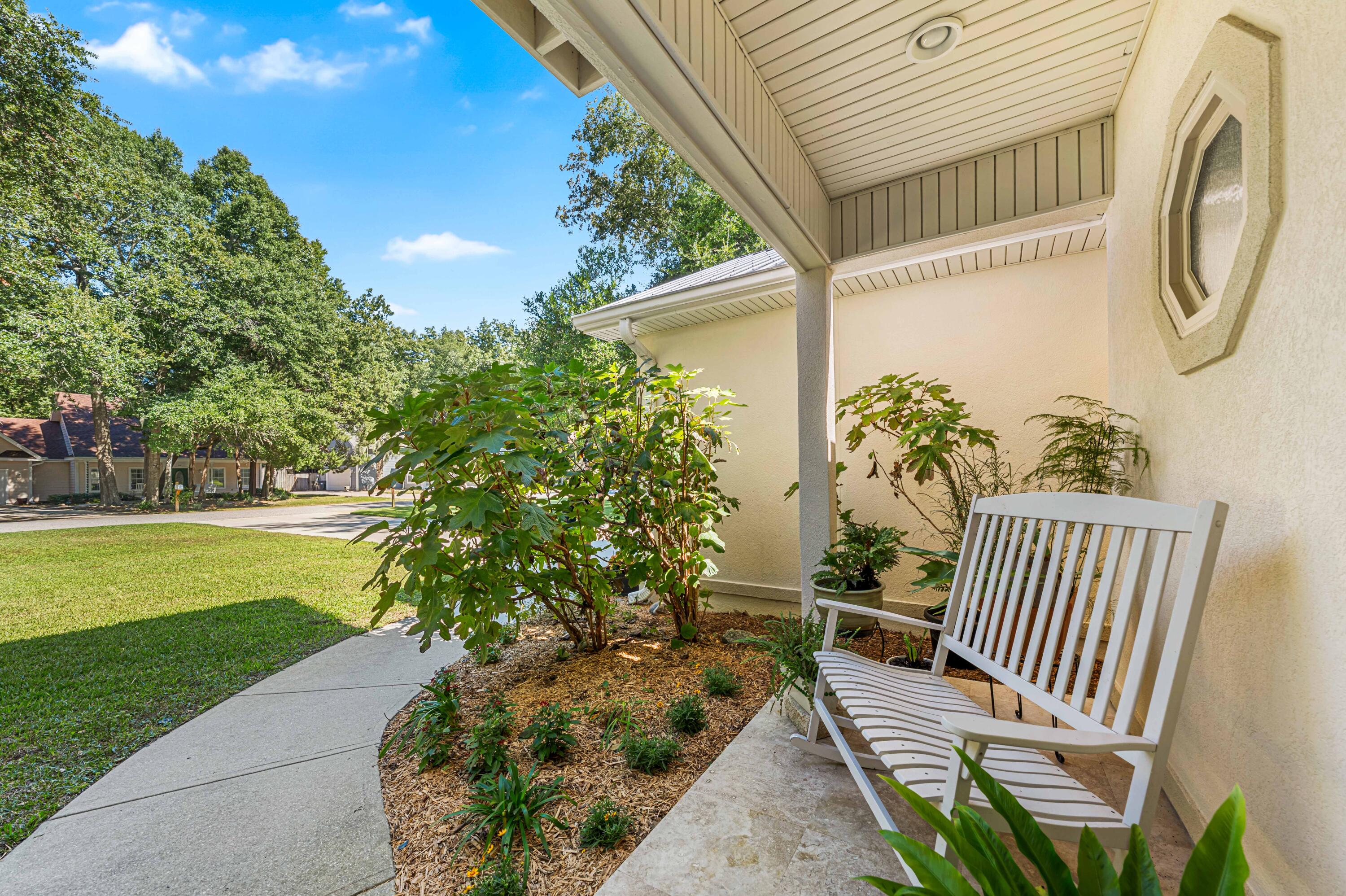 MOORES LANDING - Residential