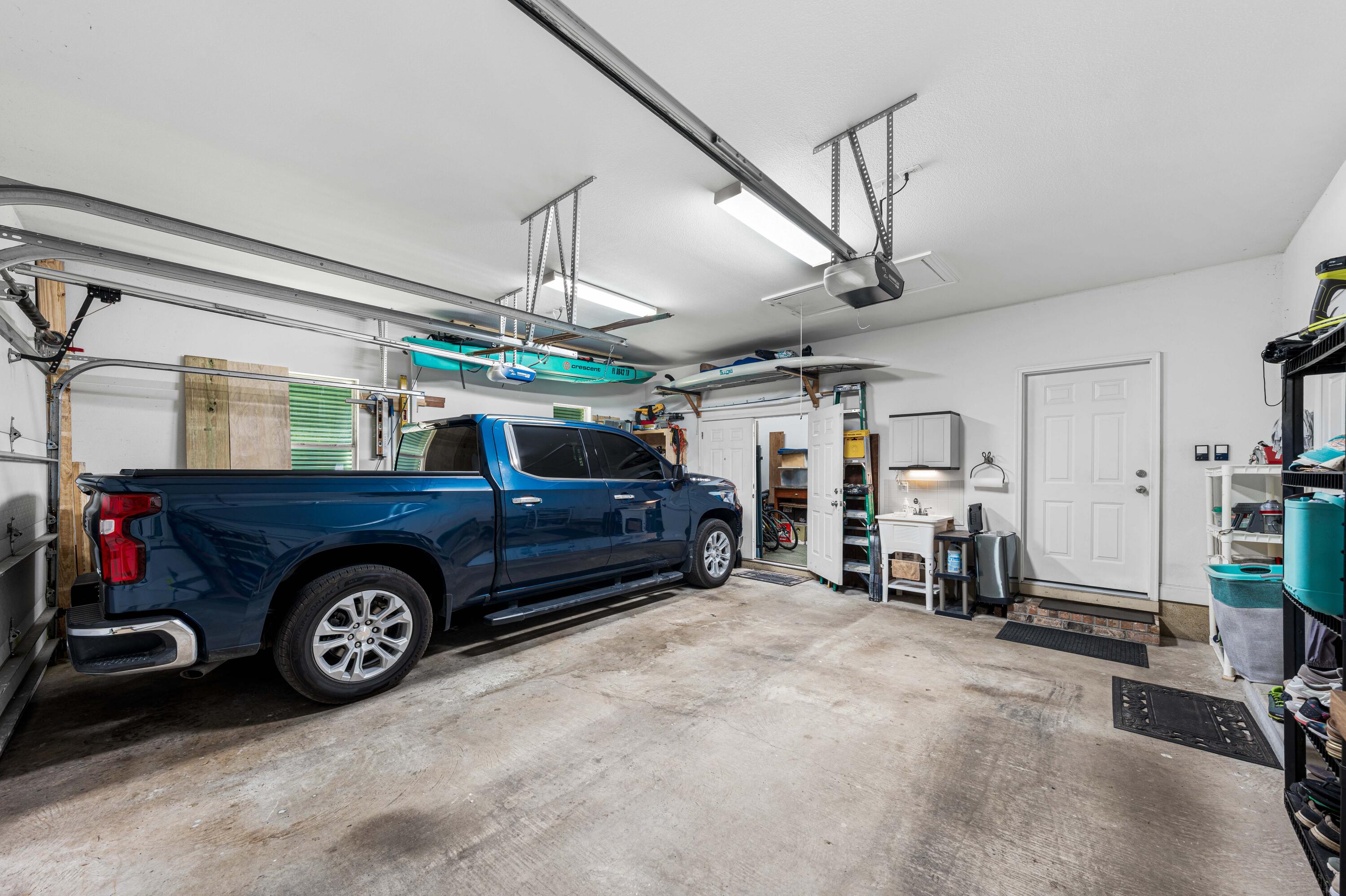 MOORES LANDING - Residential