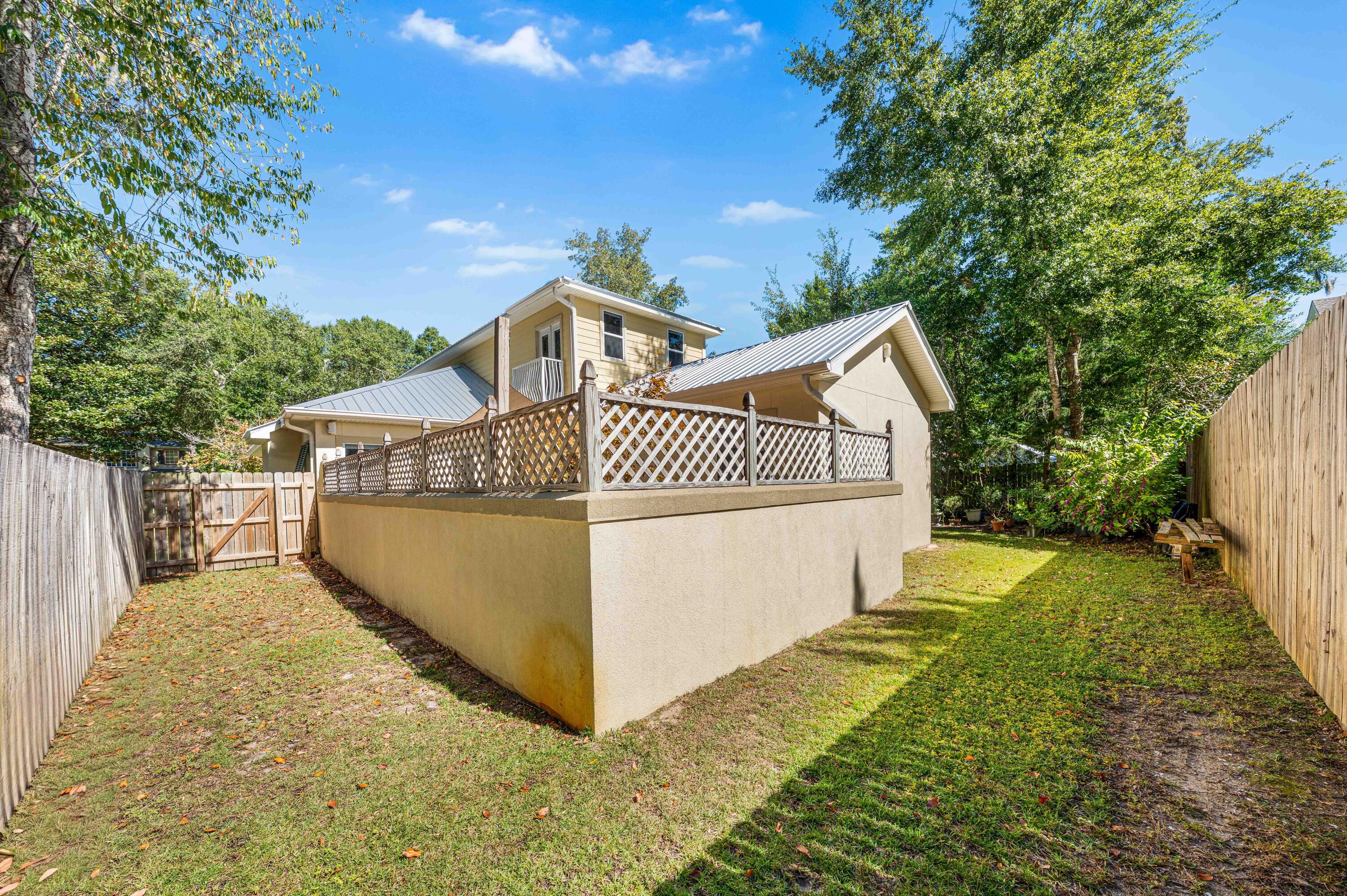 MOORES LANDING - Residential