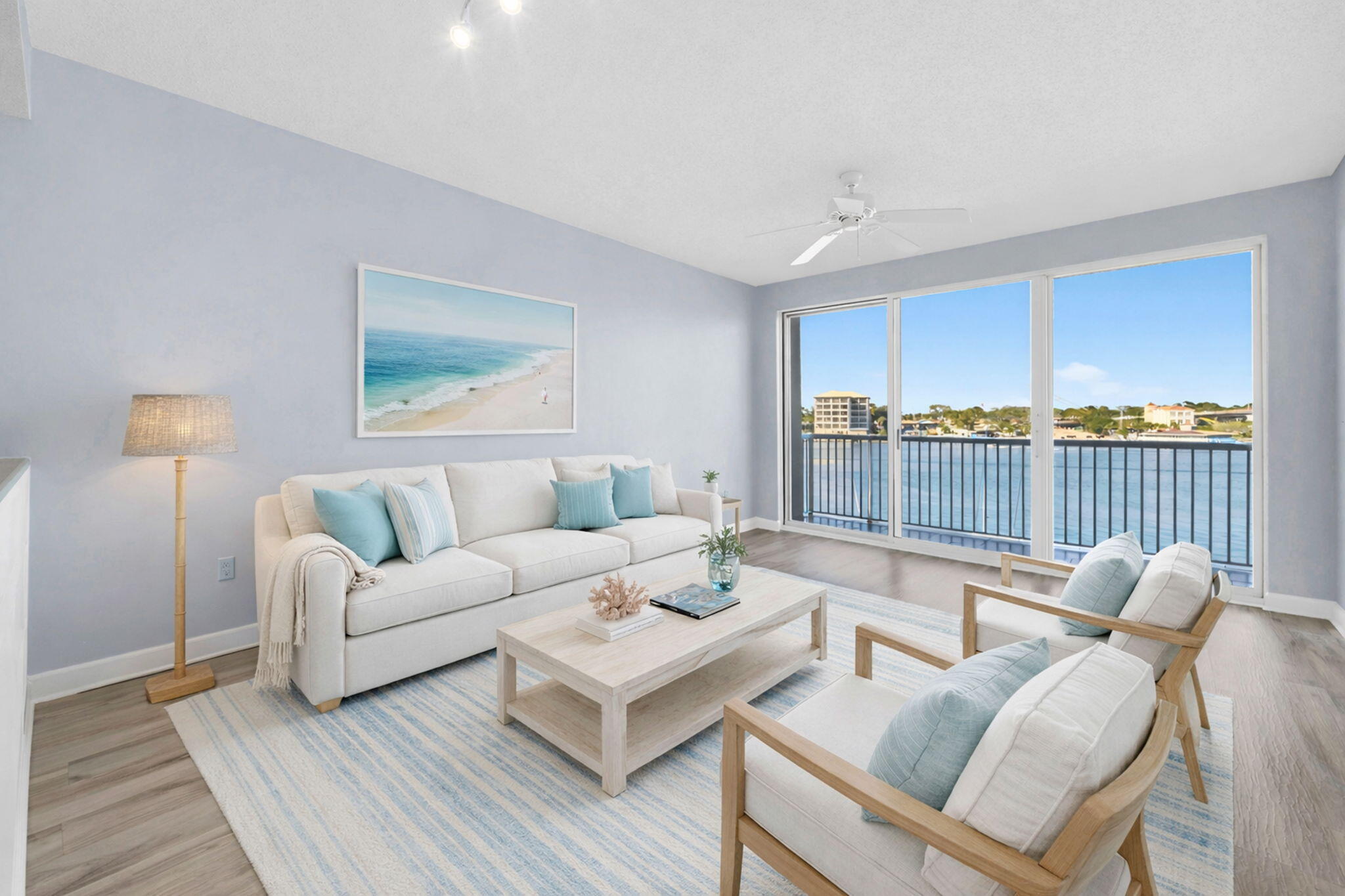 PALM COURT YACHT CLUB - Residential