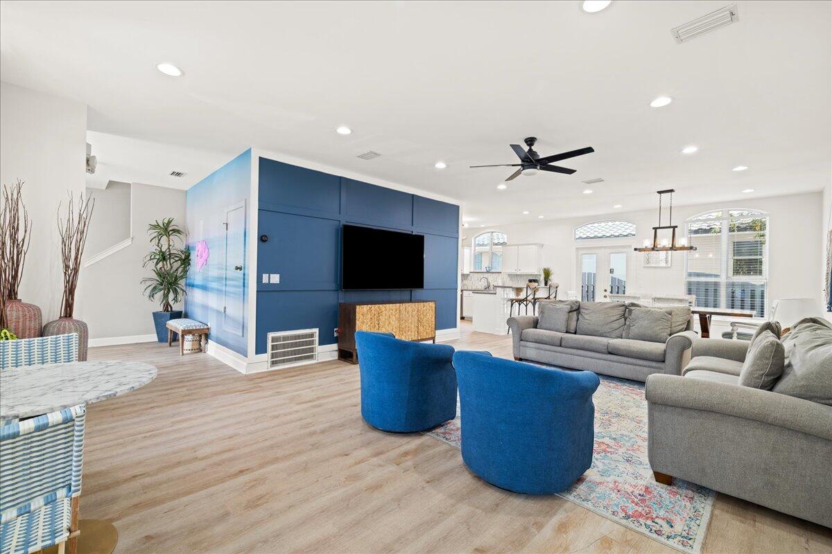 EMERALD SHORES OF SOUTH WALTON - Residential