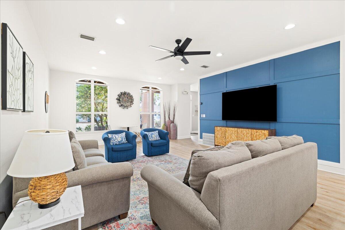 EMERALD SHORES OF SOUTH WALTON - Residential