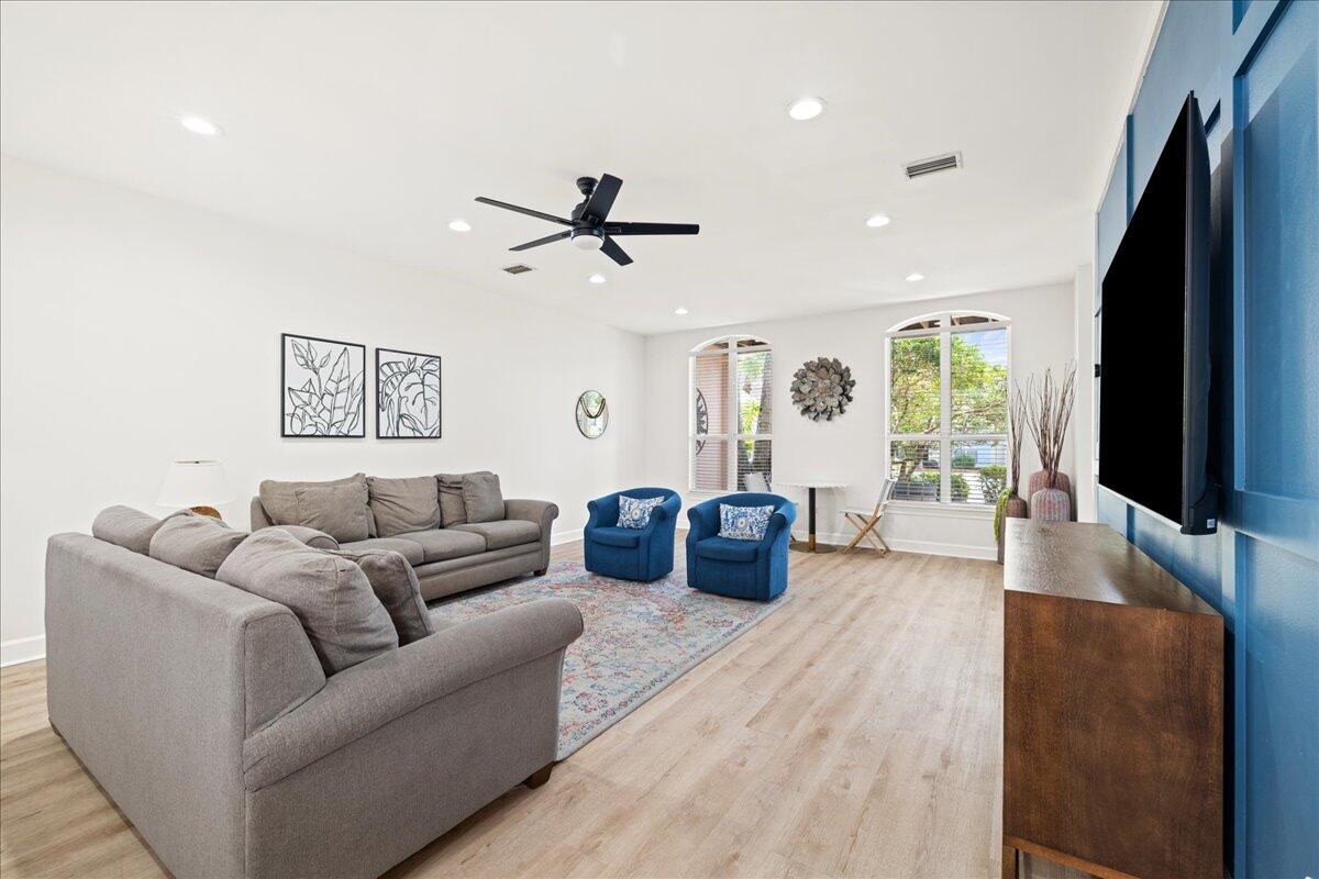 EMERALD SHORES OF SOUTH WALTON - Residential