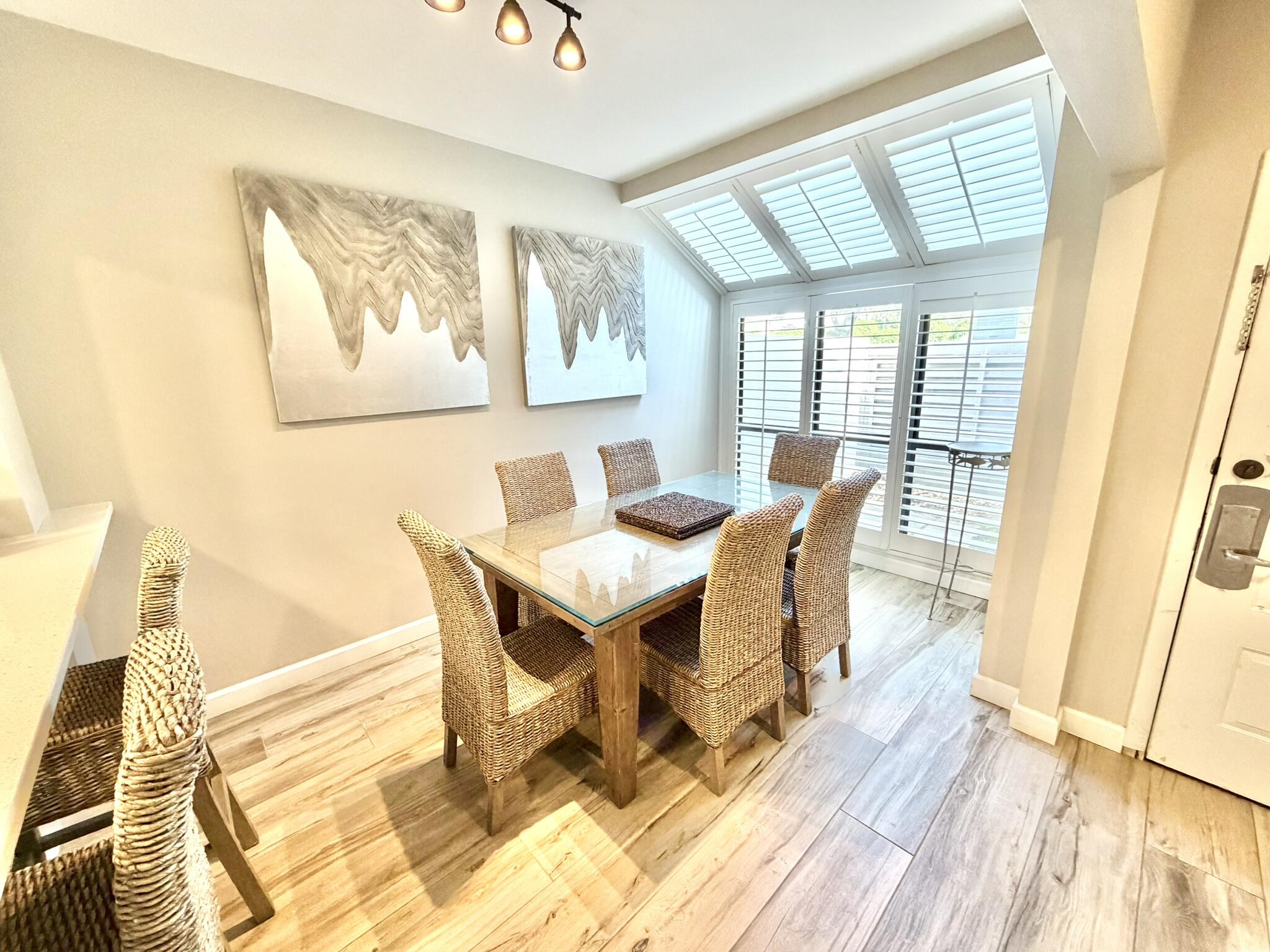BEACHWALK T/H - Residential