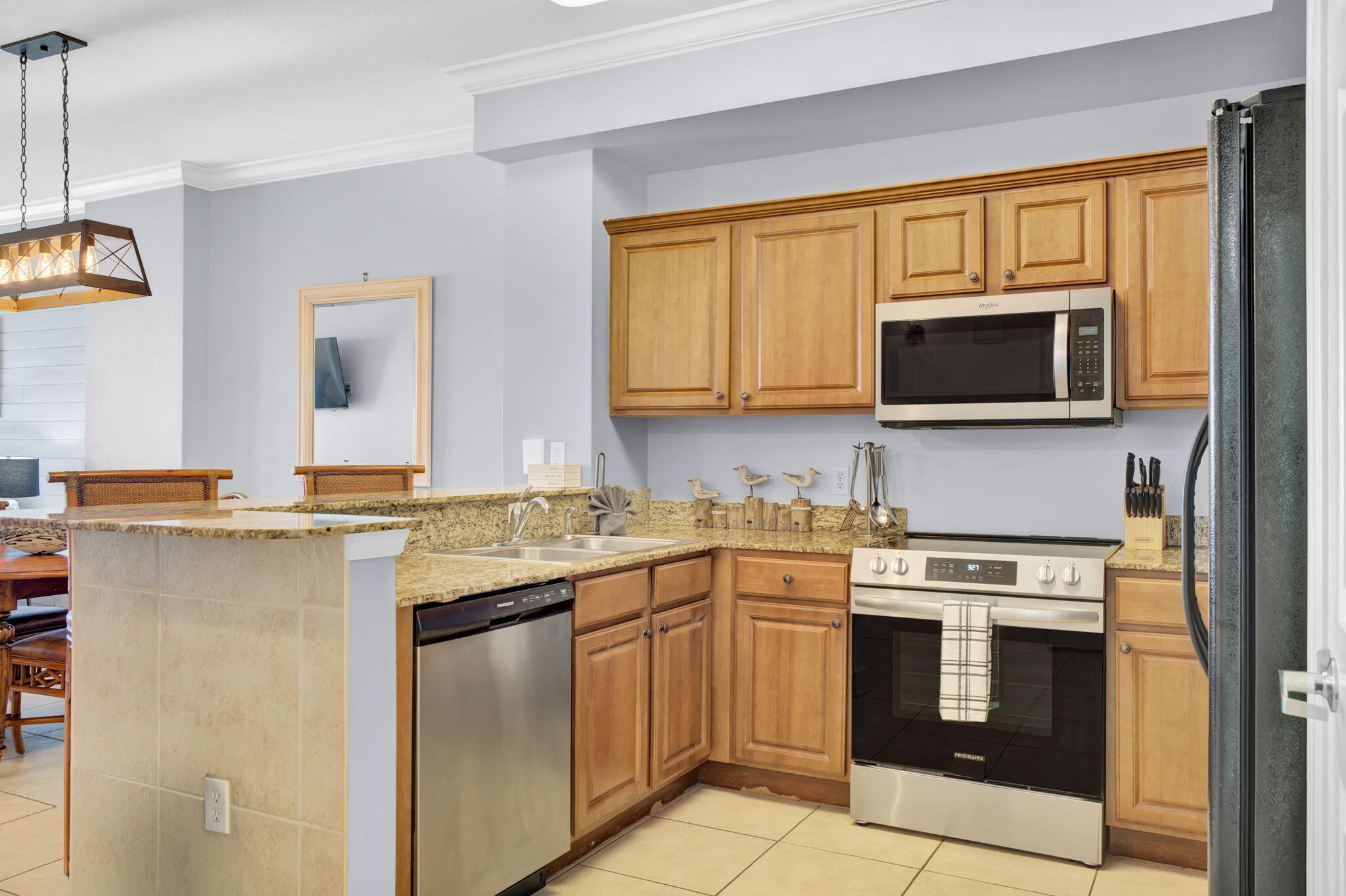 SUNRISE BEACH - Residential